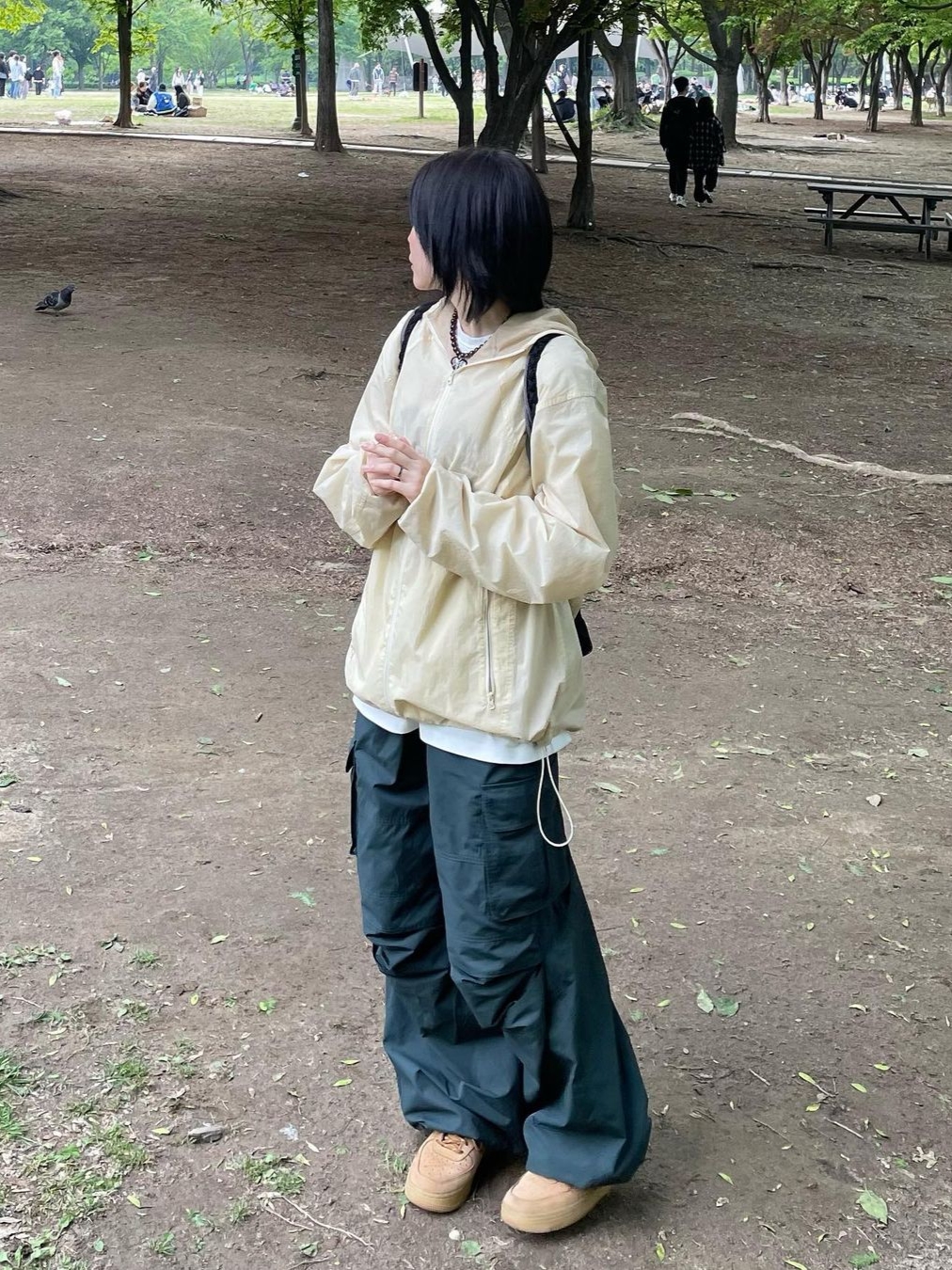 Art Of Field Back Printed Packable Jacket Light Yellow 착용 스타일 - 1