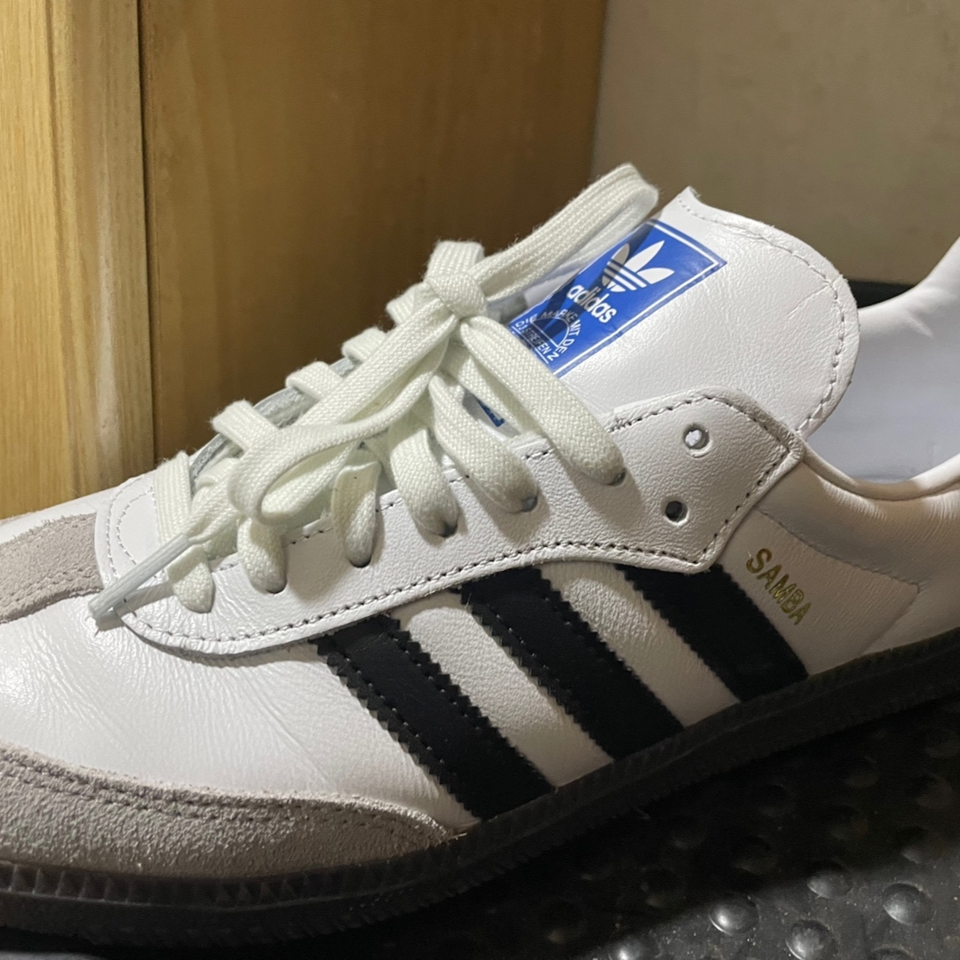 Adidas Samba OG Cloud White 착용 스타일 - 2