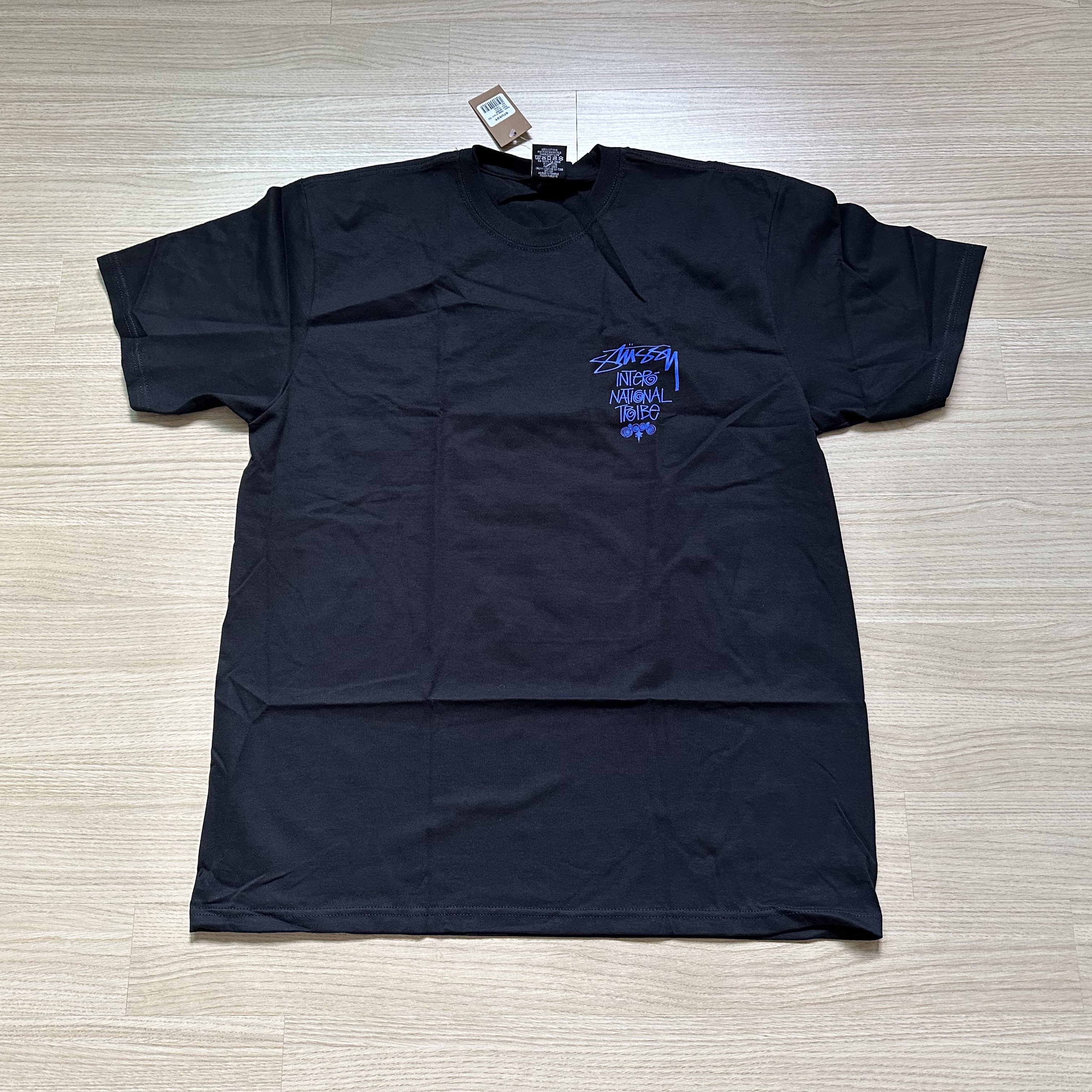 Stussy Tribe Stack T-Shirt Black 착용 스타일 - 1