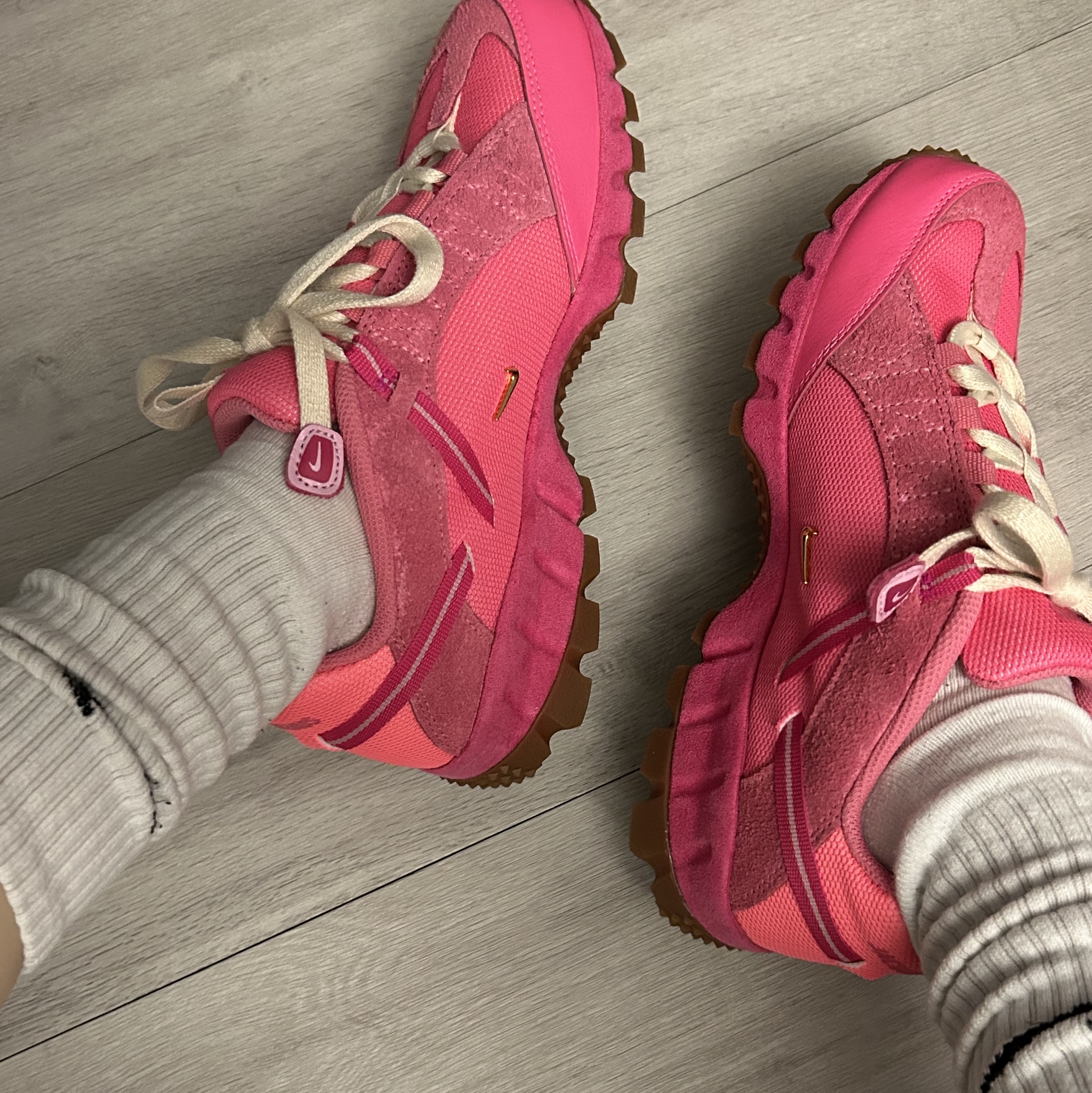 Nike x Jacquemus Air Humara LX Pink Flash 착용 스타일