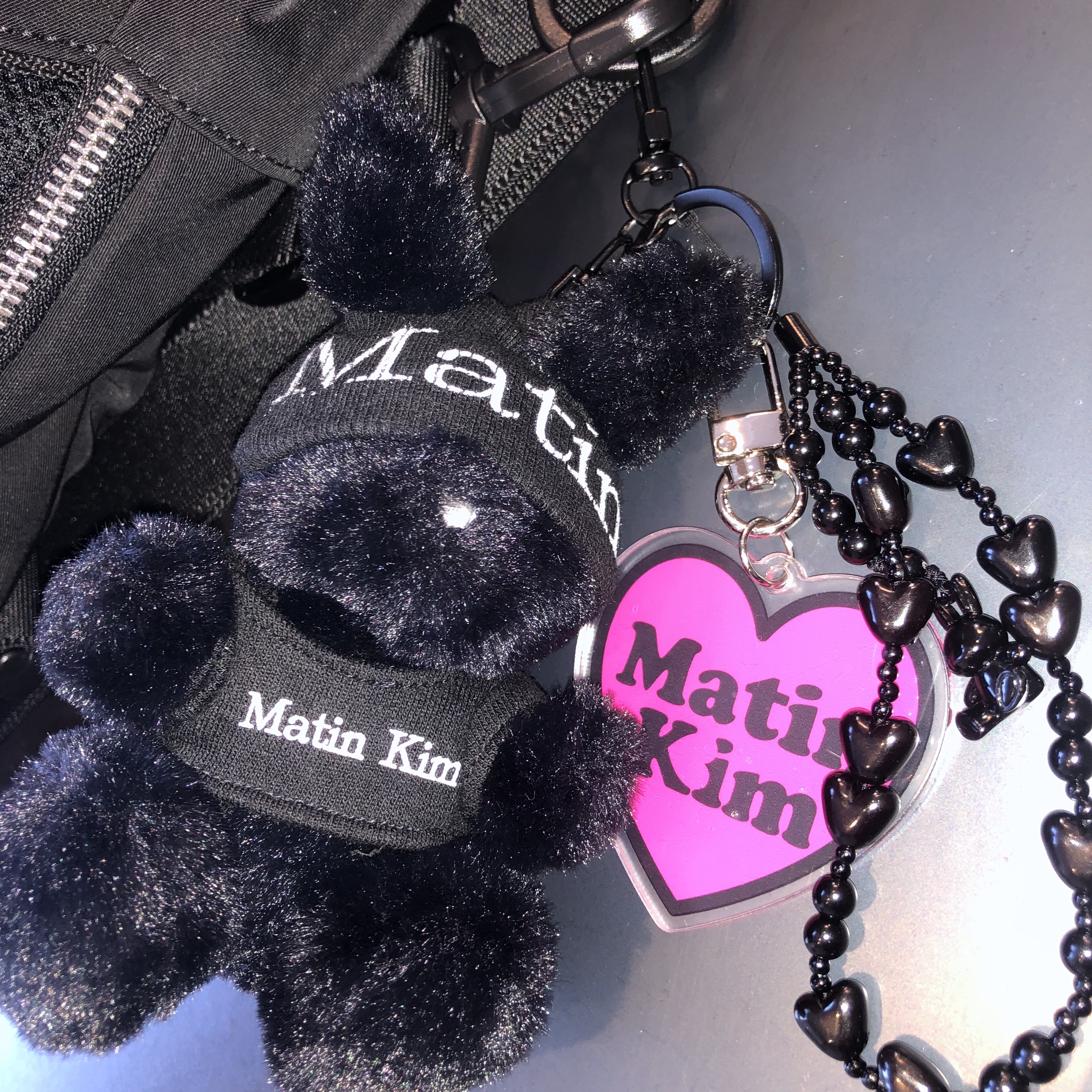 Matin Kim Black Bunny Toy Keyring Black 착용 스타일