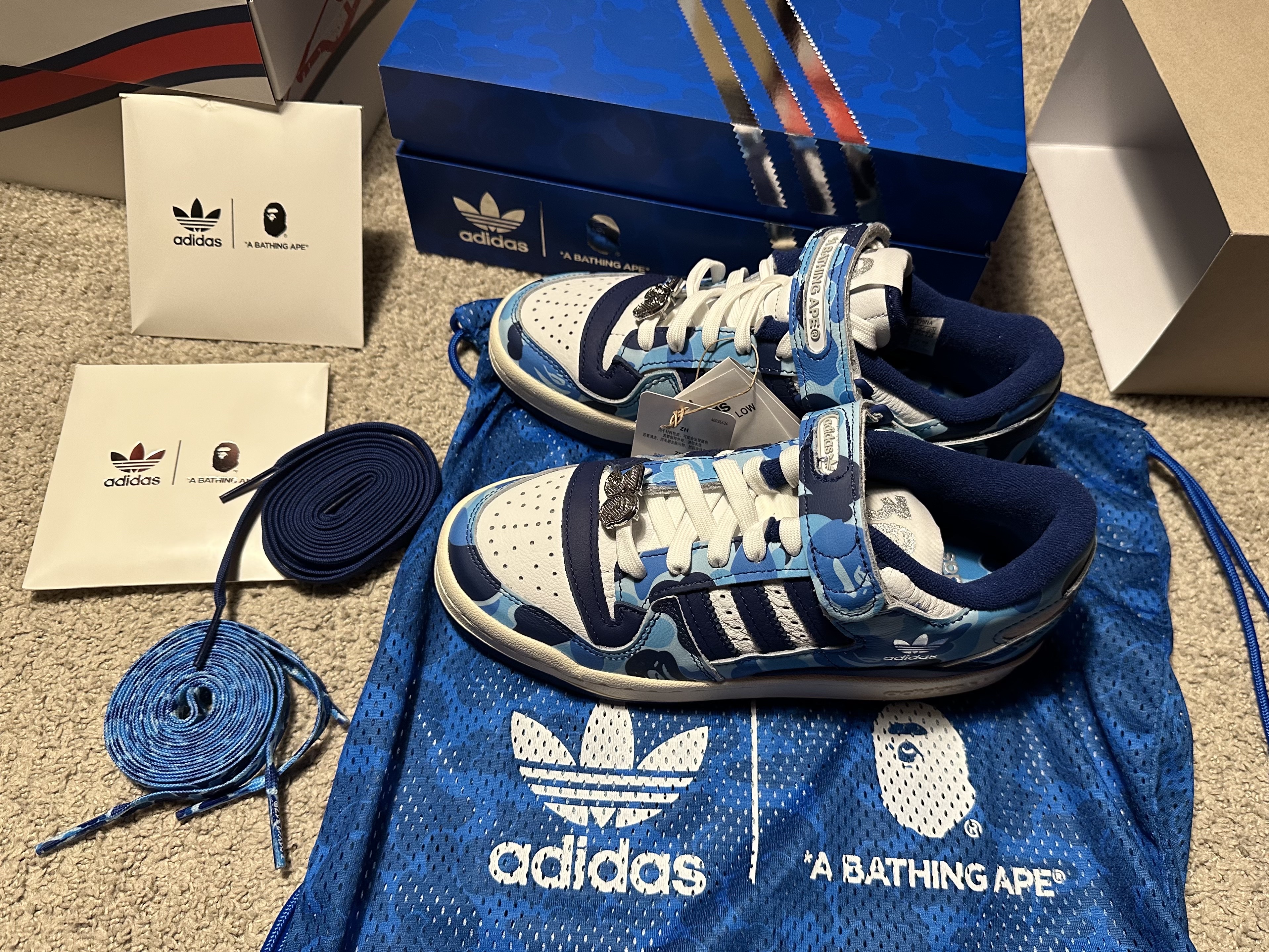 Adidas x BAPE Forum 84 Low Blue Camo 착용 스타일 - 2