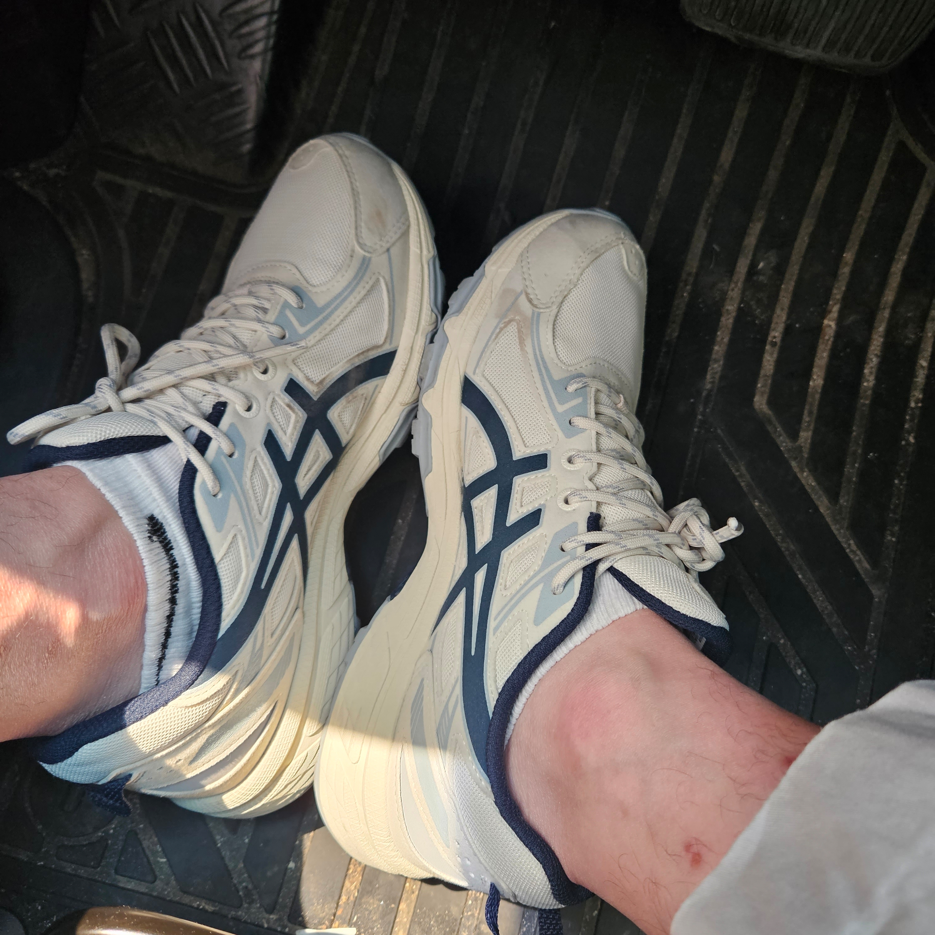 Asics Gel-Venture 6 SPS Birch French Blue 착용 스타일 - 2