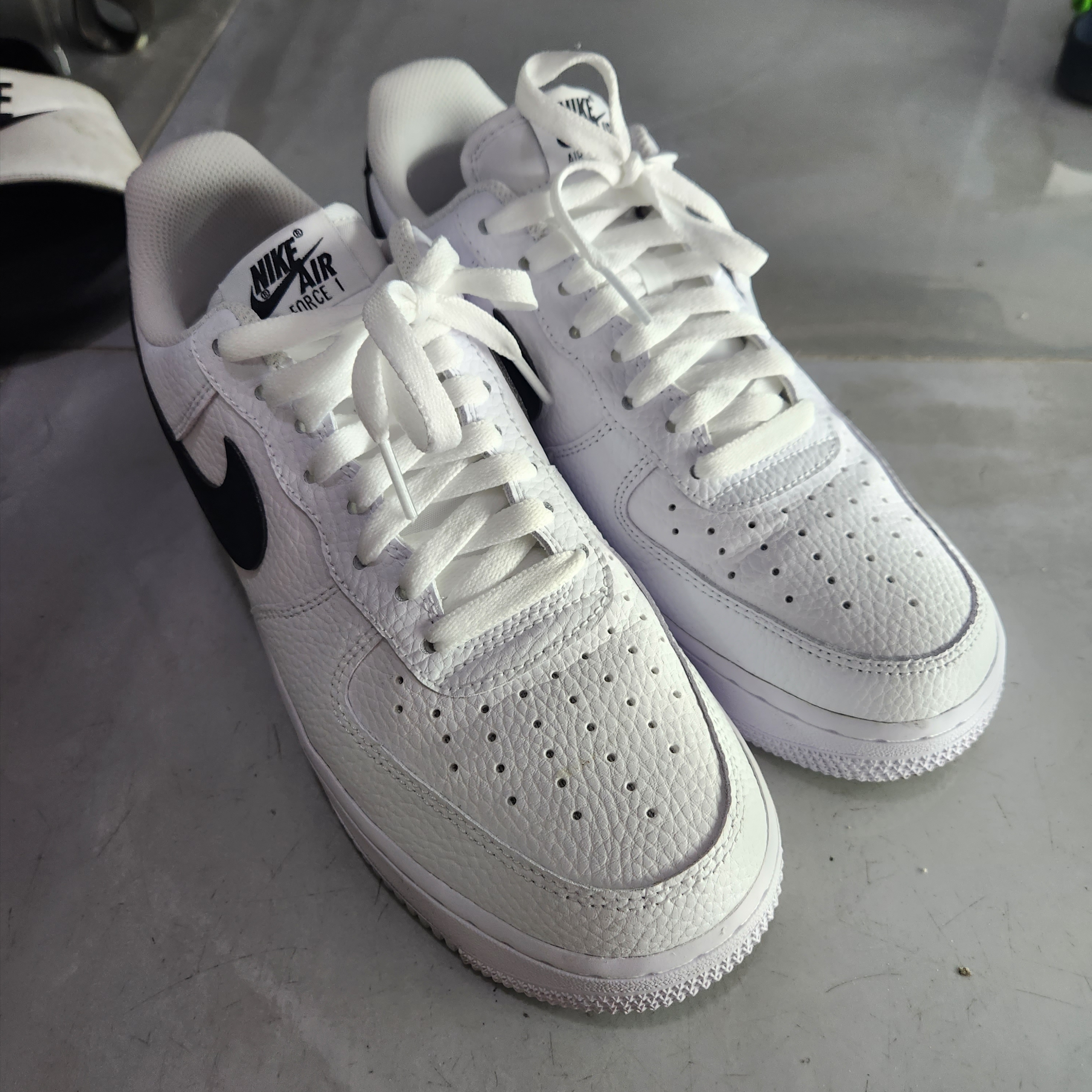 Nike Air Force 1 '07 White Black 착용 스타일