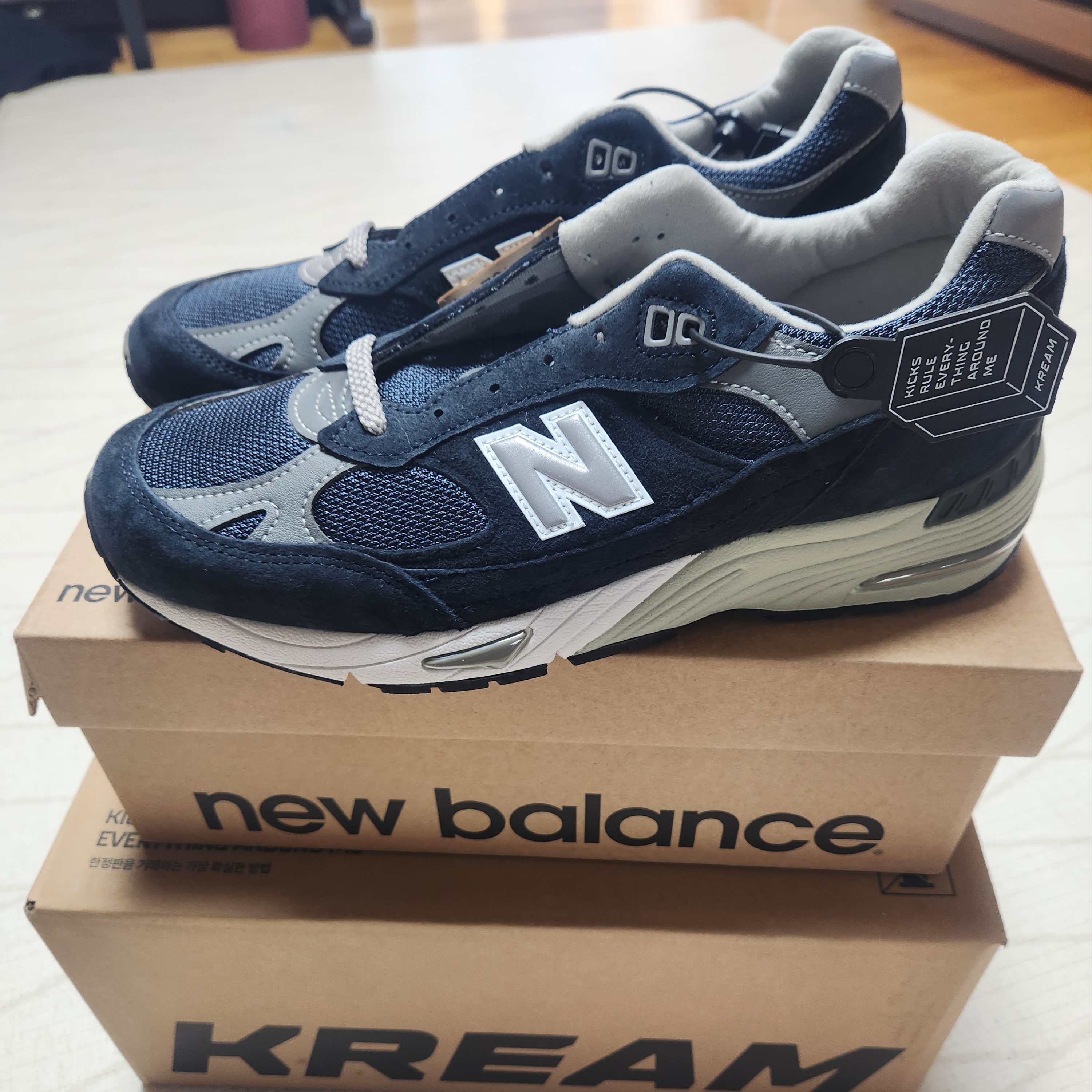 New Balance 991 Made in UK Navy 착용 스타일 - 1