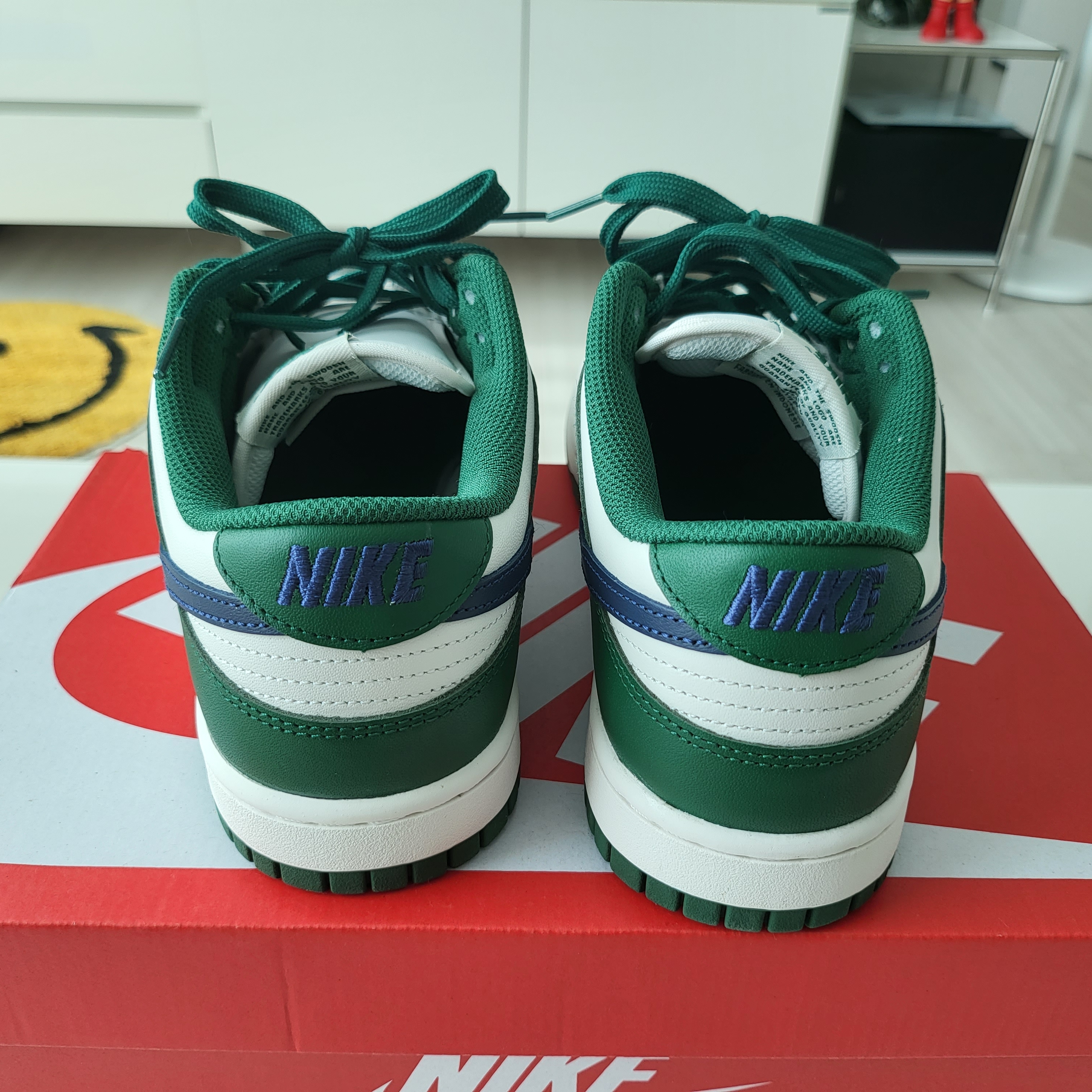 (W) Nike Dunk Low Gorge Green 착용 스타일 - 5
