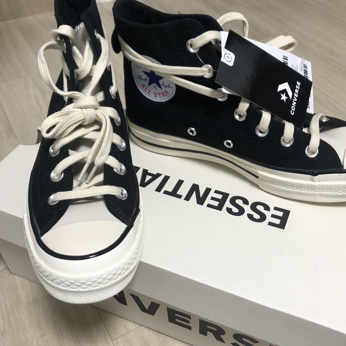 Converse x Fear of God Essentials Chuck 70 Hi Black, Converse x Fear of God Essentials Chuck 70 Hi Black 2020 착용 스타일