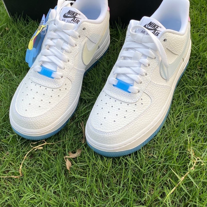 (W) Nike Air Force 1 '07 LX Photochromic 착용 스타일 - 2