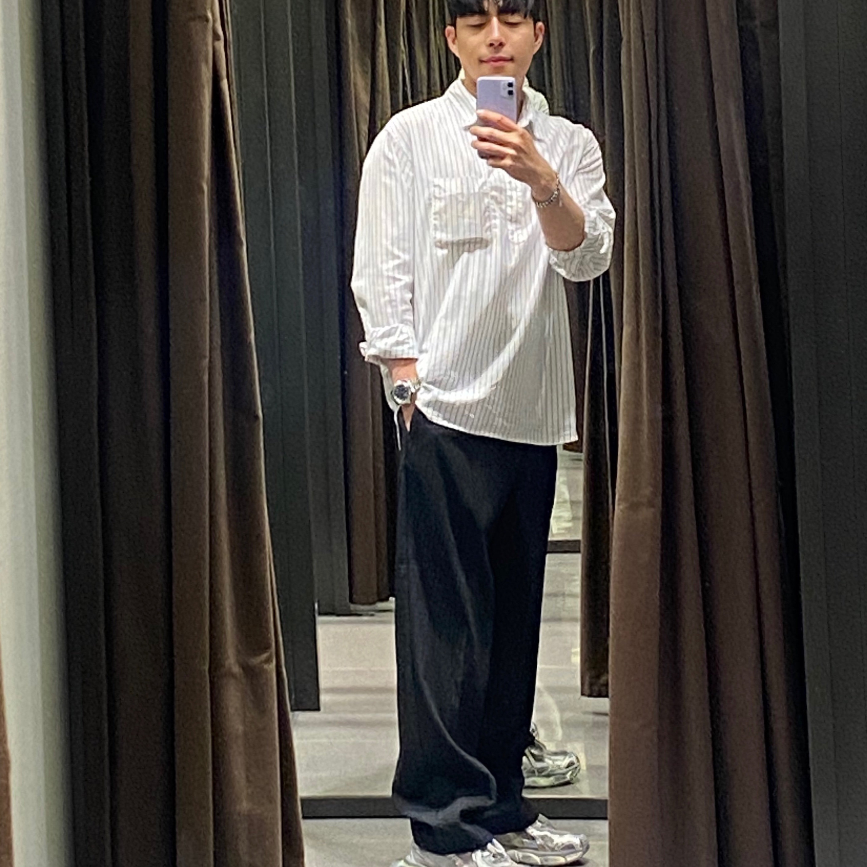 Balenciaga 3XL Sneakers Light Beige 착용 스타일