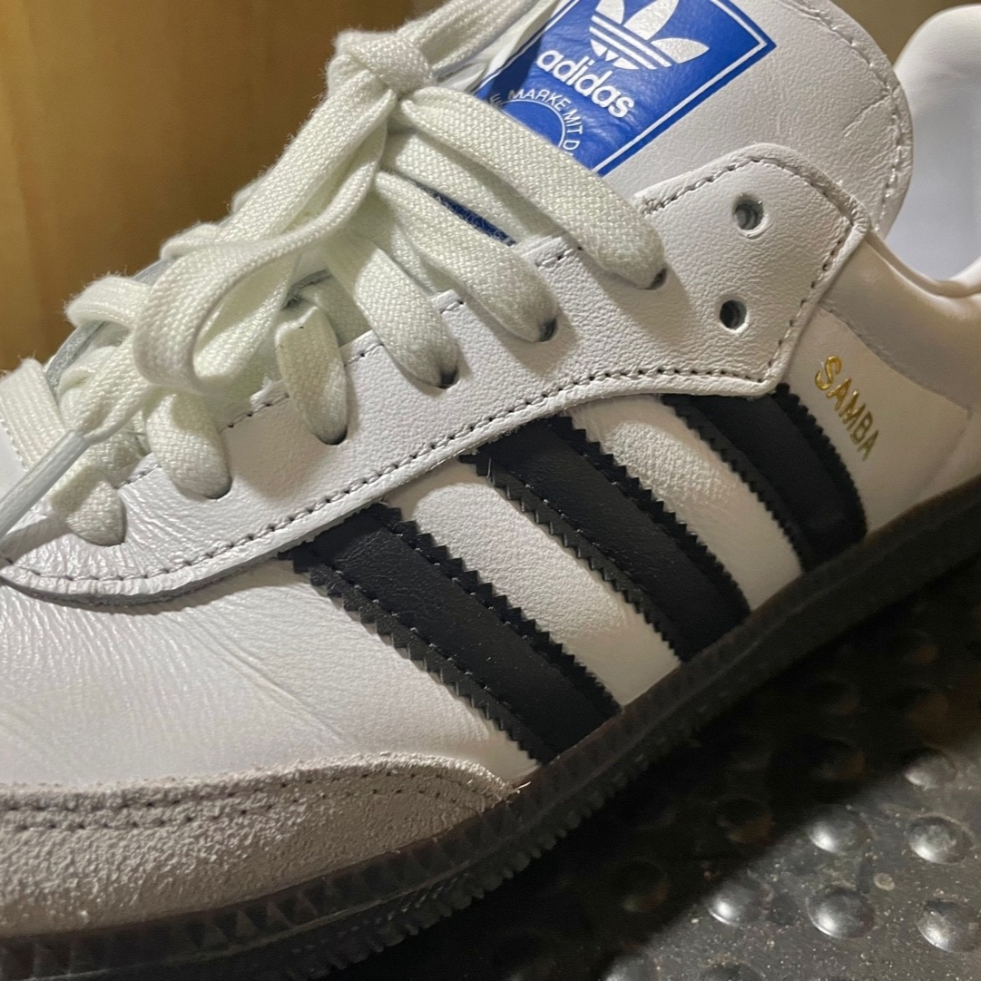 Adidas Samba OG Cloud White 착용 스타일 - 1