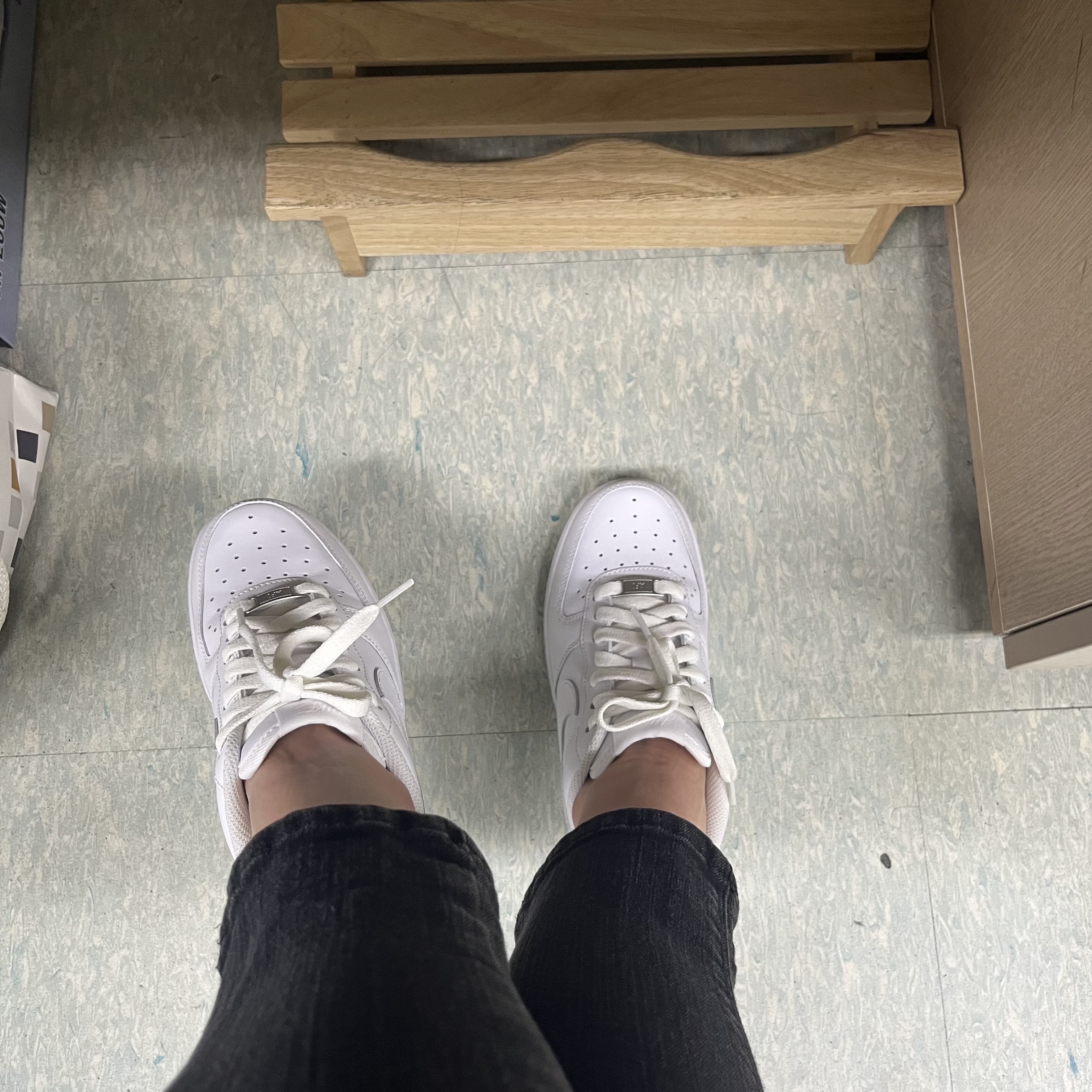 (W) Nike Air Force 1 '07 Low White 착용 스타일