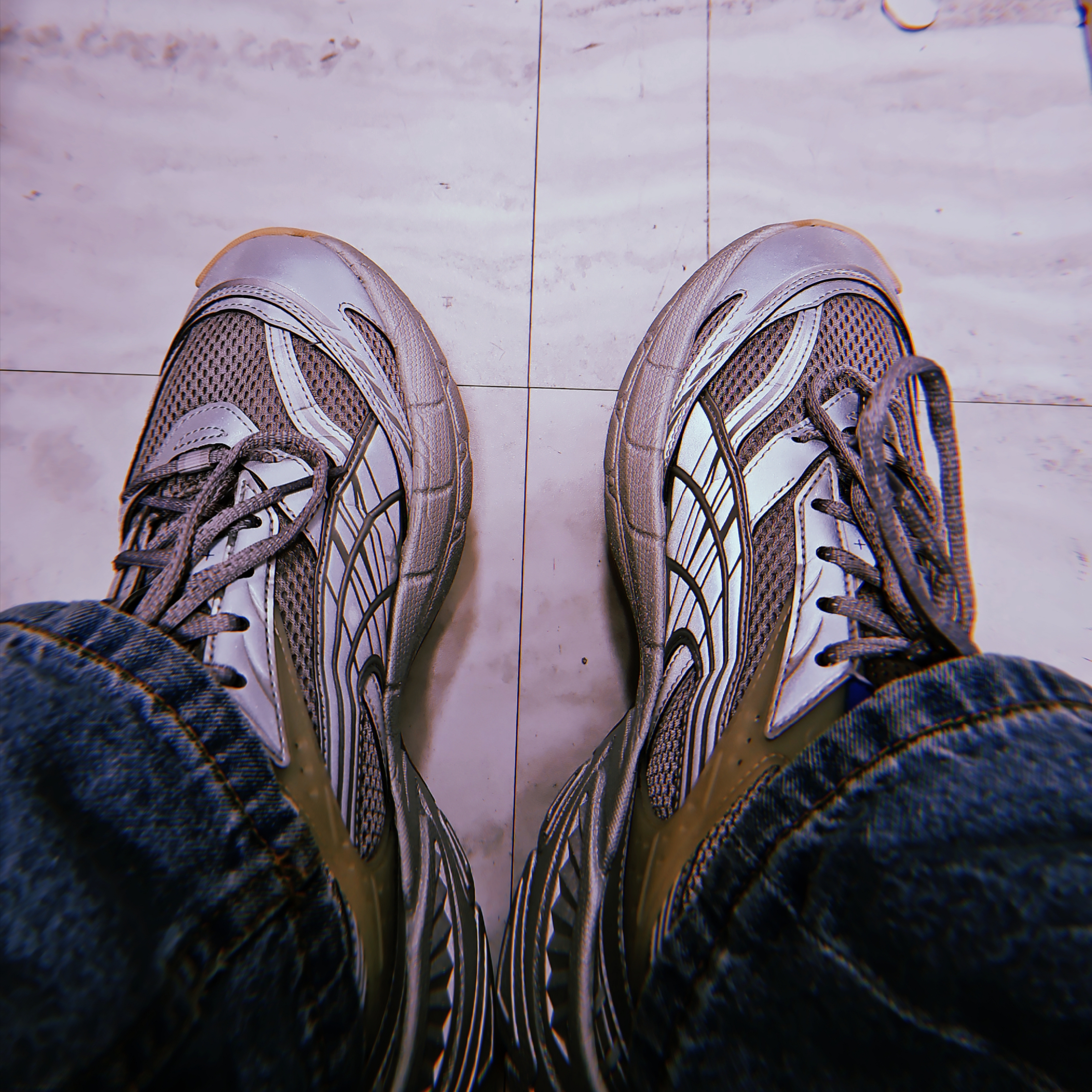 Puma Velophasis Matte Silver Royal Sapphire 착용 스타일 - 1