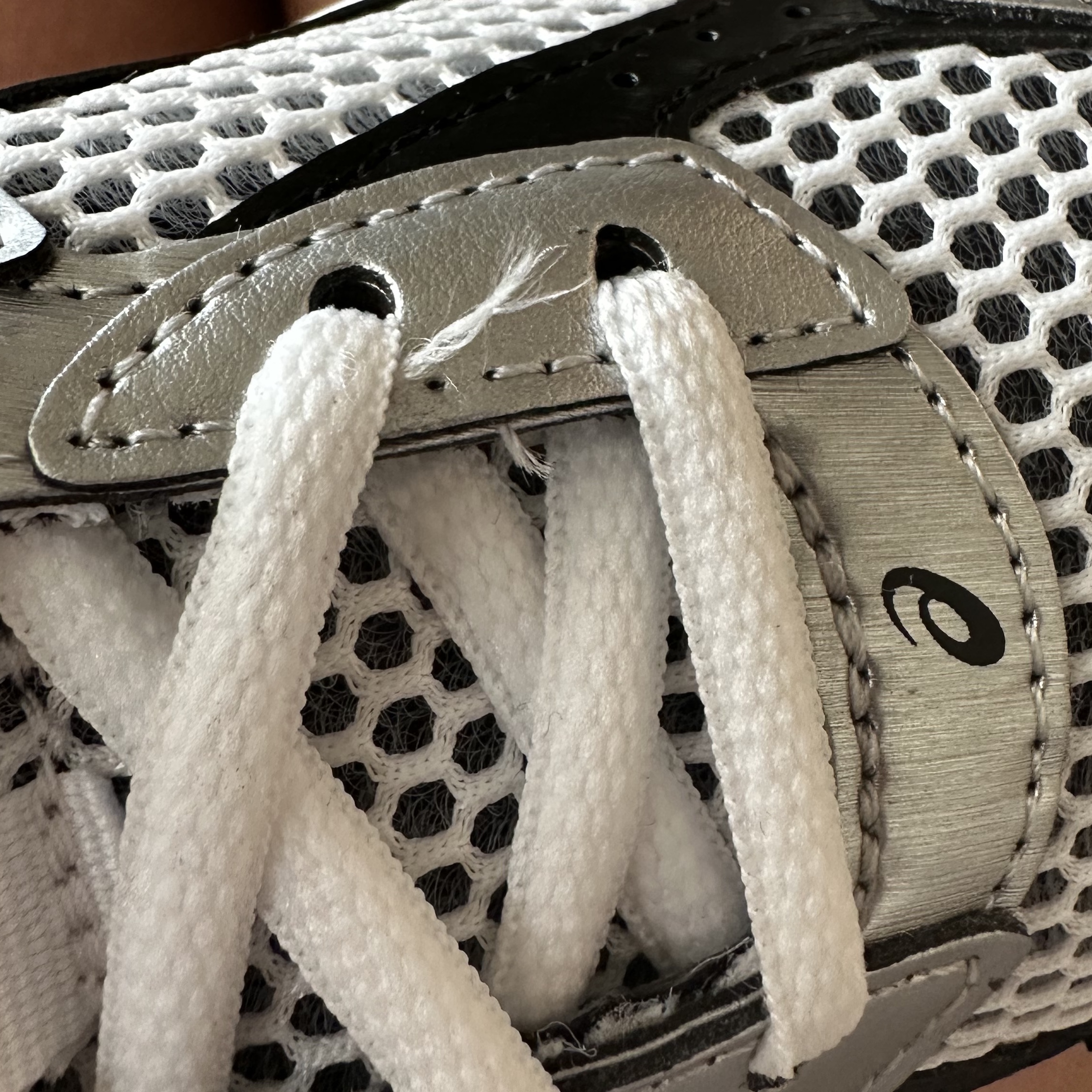 Asics Gel-1130 White Black 착용 스타일