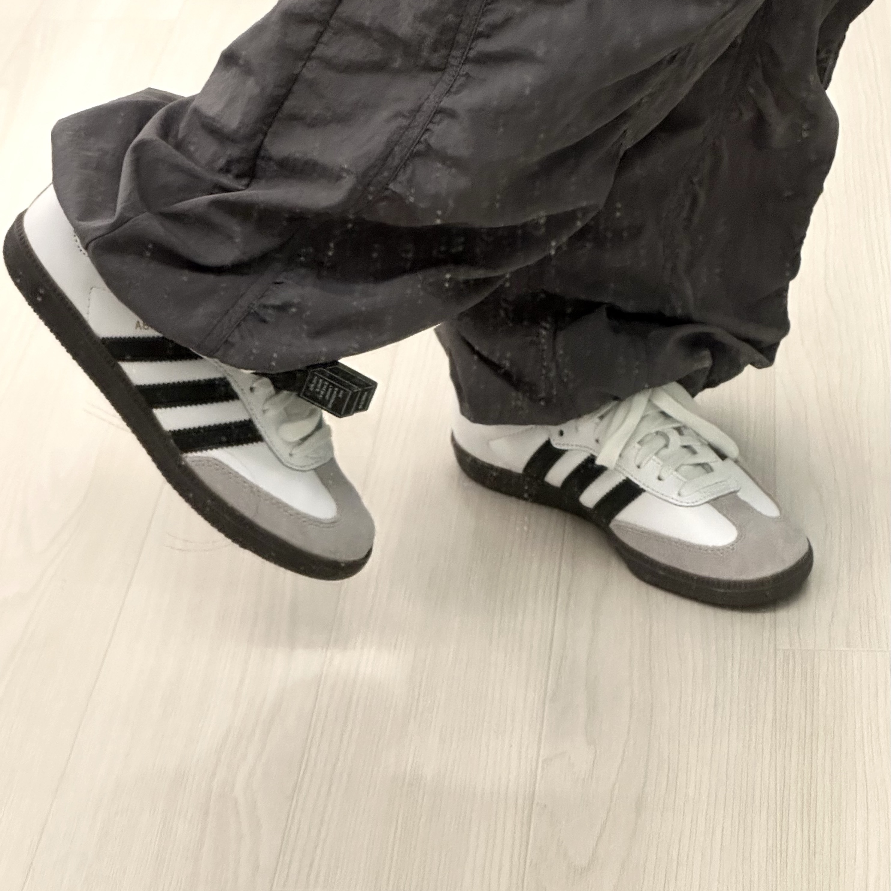 Adidas Samba OG Cloud White 착용 스타일 - 1