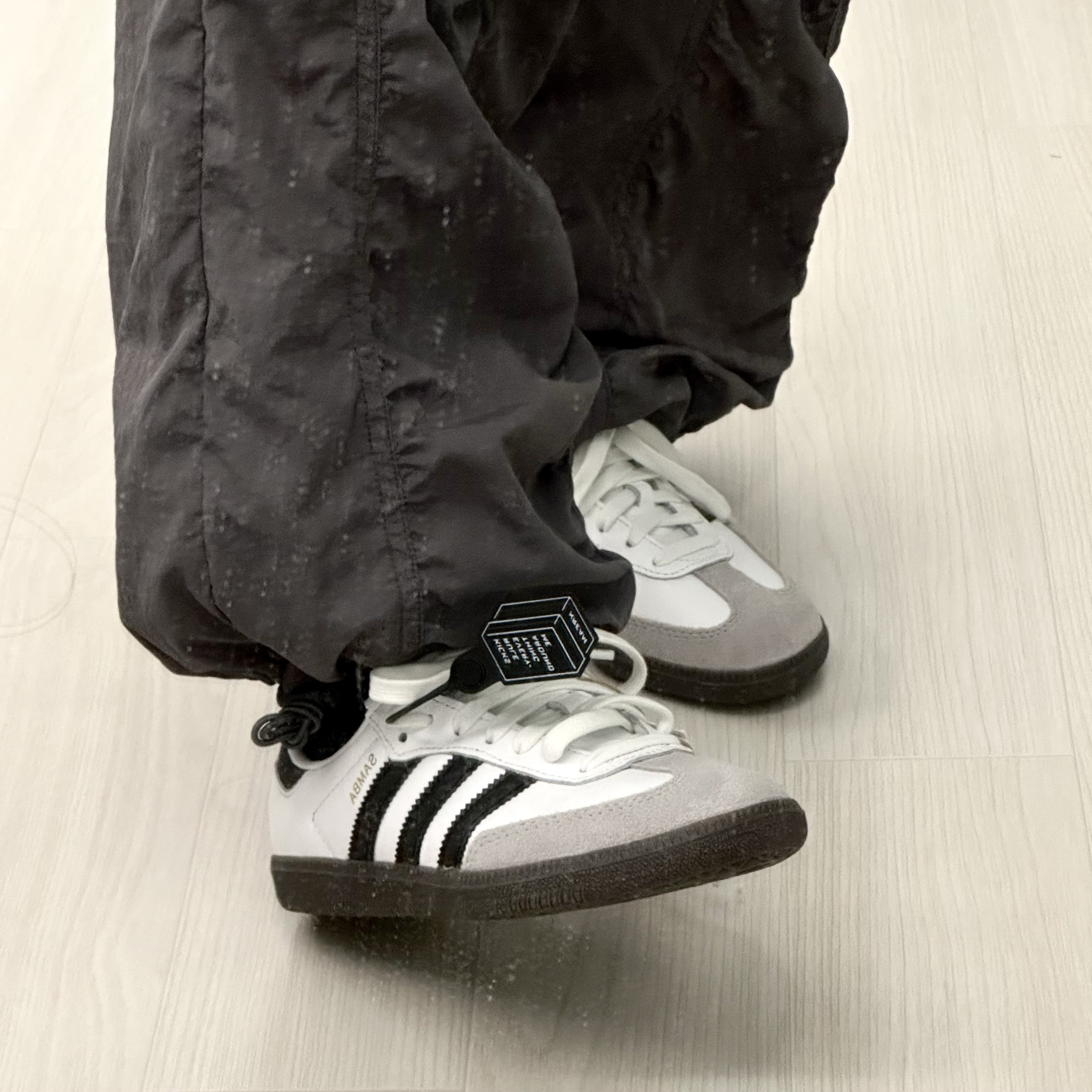 Adidas Samba OG Cloud White 착용 스타일 - 2