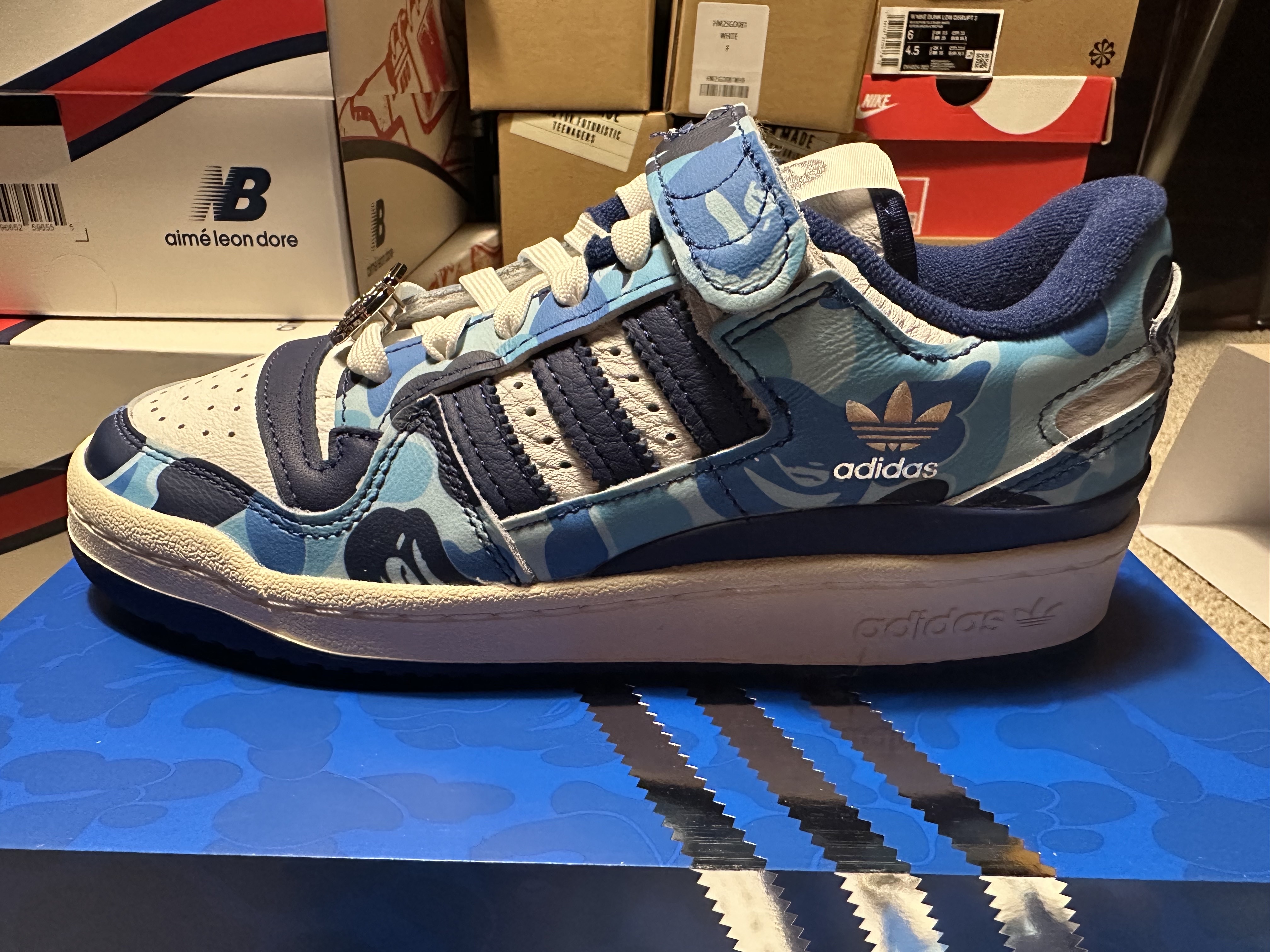 Adidas x BAPE Forum 84 Low Blue Camo 착용 스타일 - 5