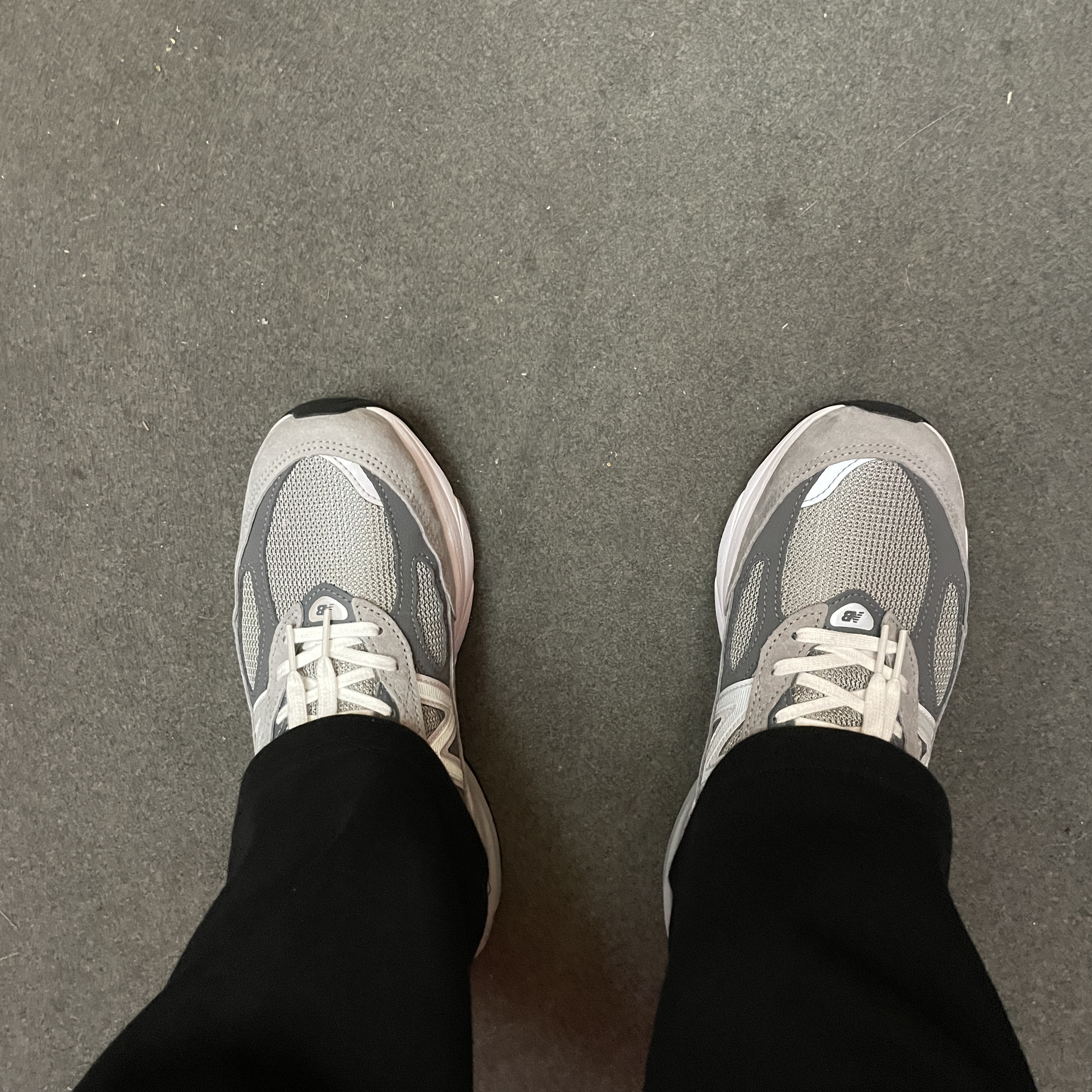 New Balance 990v6 Made in USA Grey - D Standard 착용 스타일