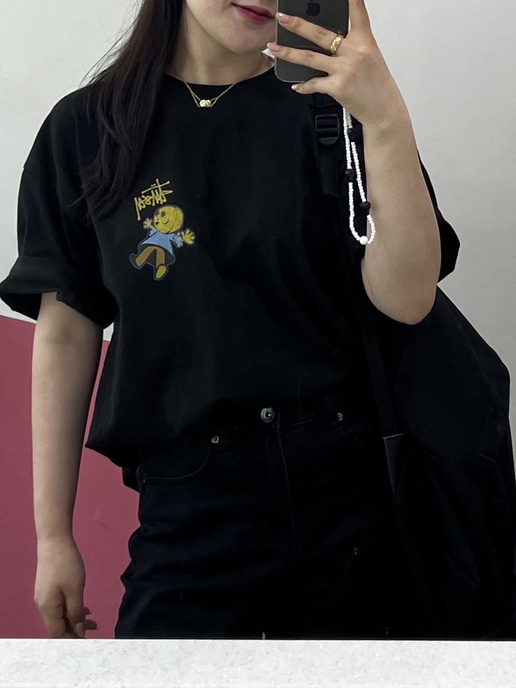 스투시 돌리 피그먼트 다이드 티셔츠 블랙 착용 스타일 - 2