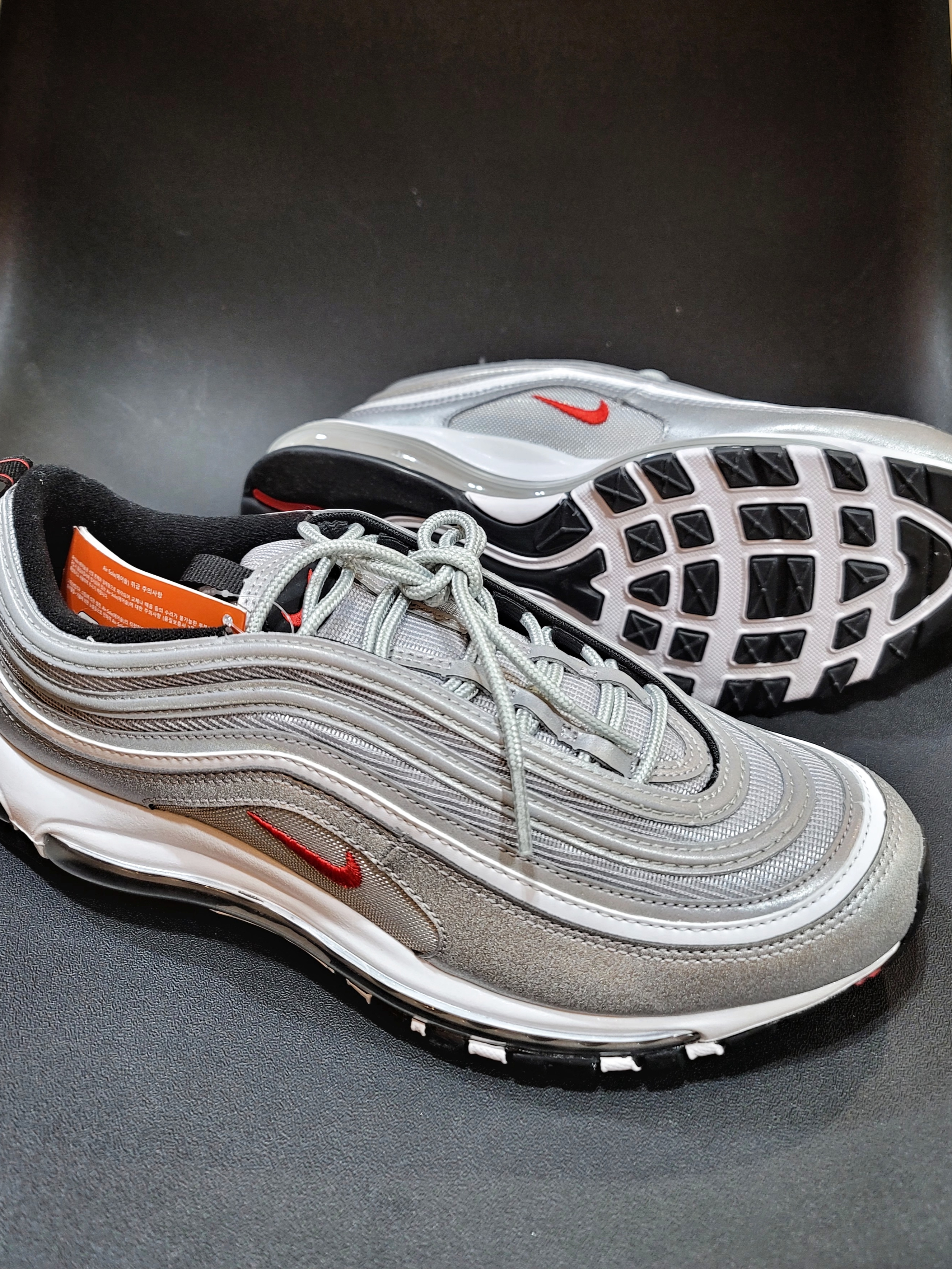 Nike Air Max 97 OG Silver Bullet 2022 착용 스타일 - 1