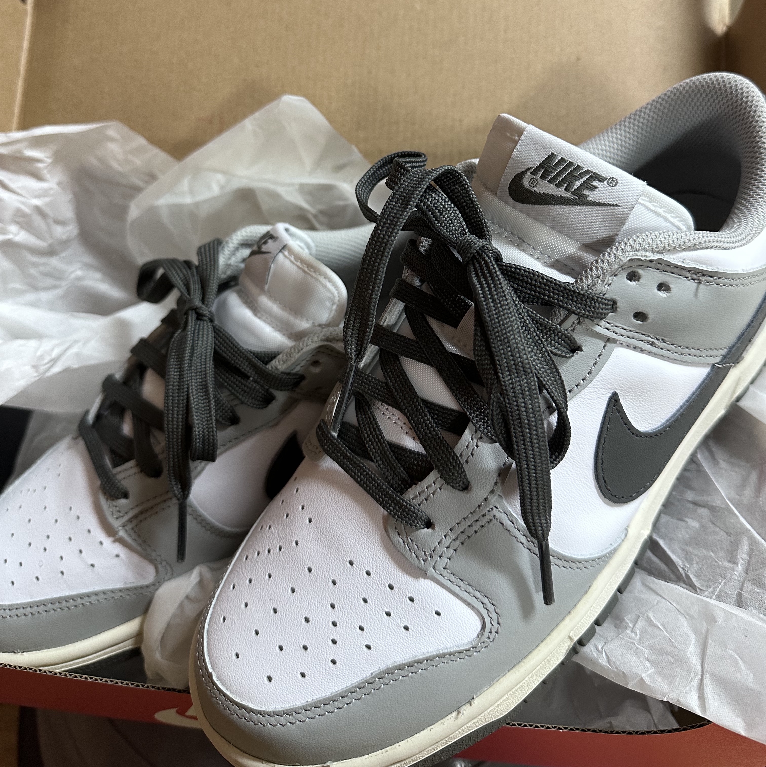 (W) Nike Dunk Low Light Smoke Grey 착용 스타일