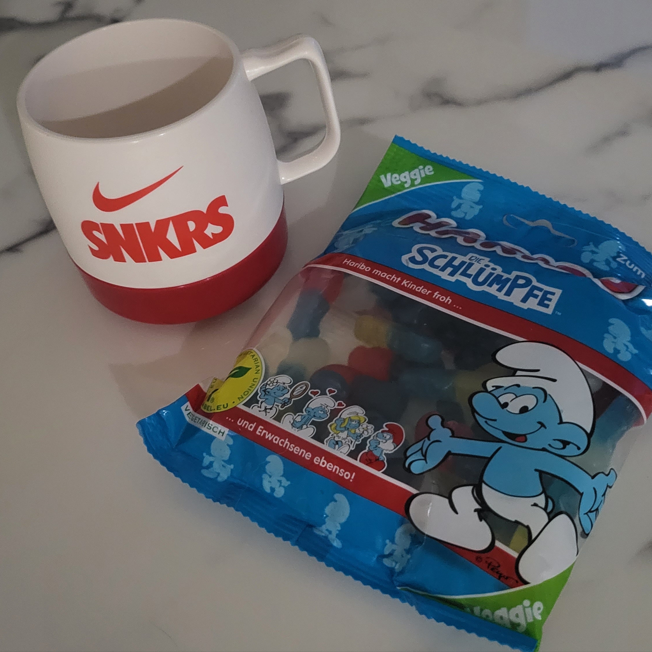 Helinox x Nike SNKRS Lounge Souvenir Dinex Mug White 착용 스타일 - 2