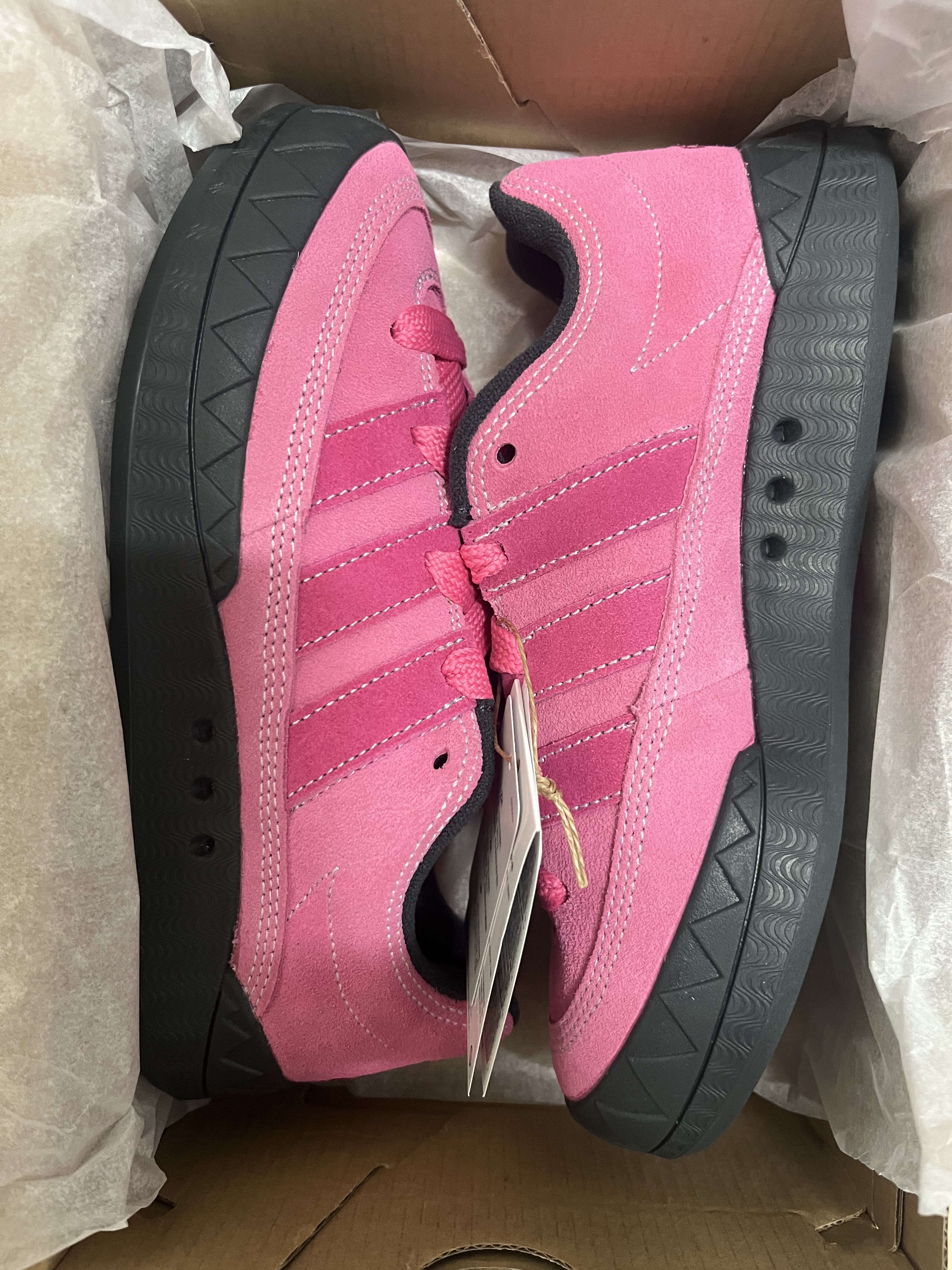 (W) Adidas Adimatic Pink Fusion 착용 스타일