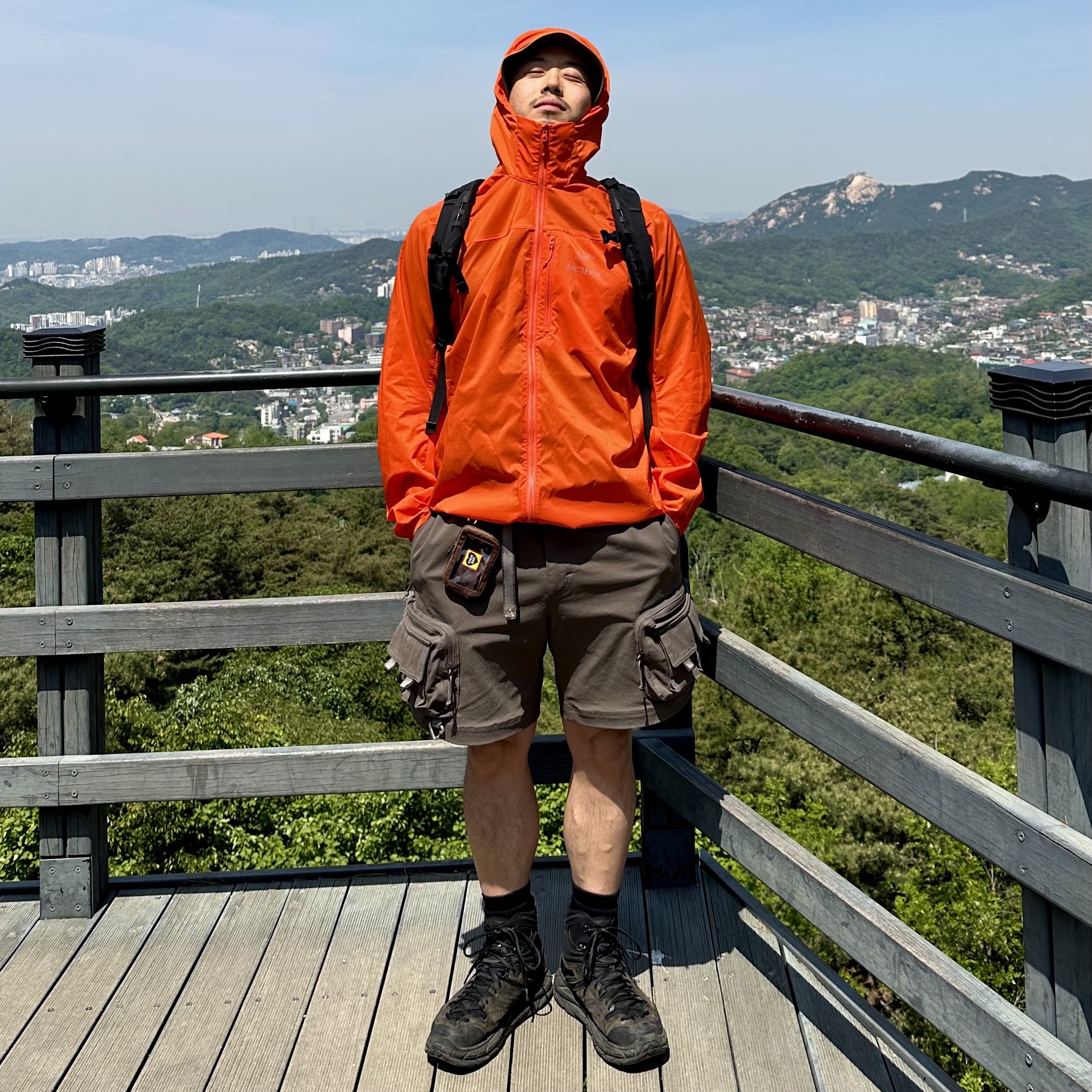 Human Made Military Card Case Brown, Nike ACG Cargo Shorts Ironstone - Asia 착용 스타일