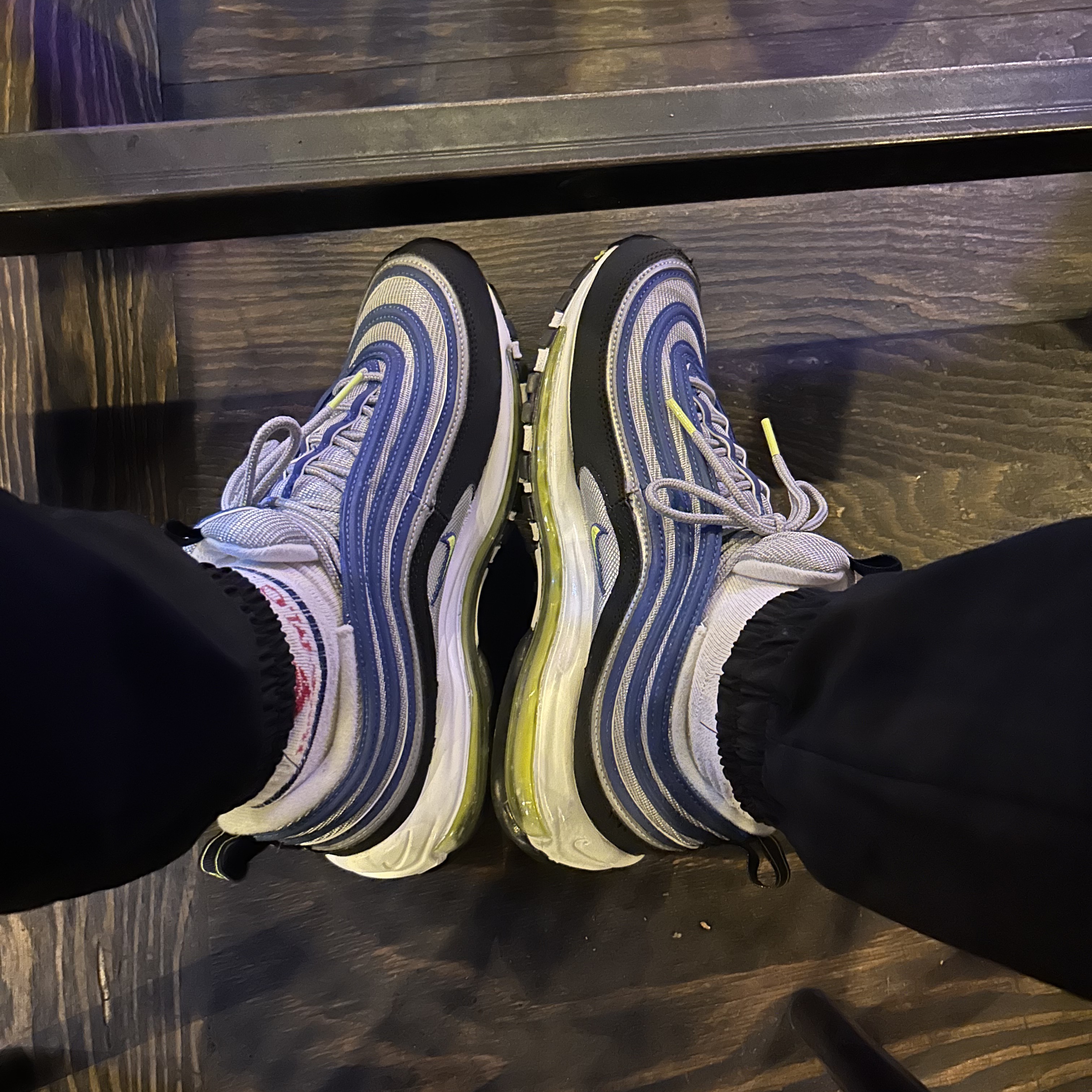 Nike Air Max 97 OG Atlantic Blue and Voltage Yellow 착용 스타일