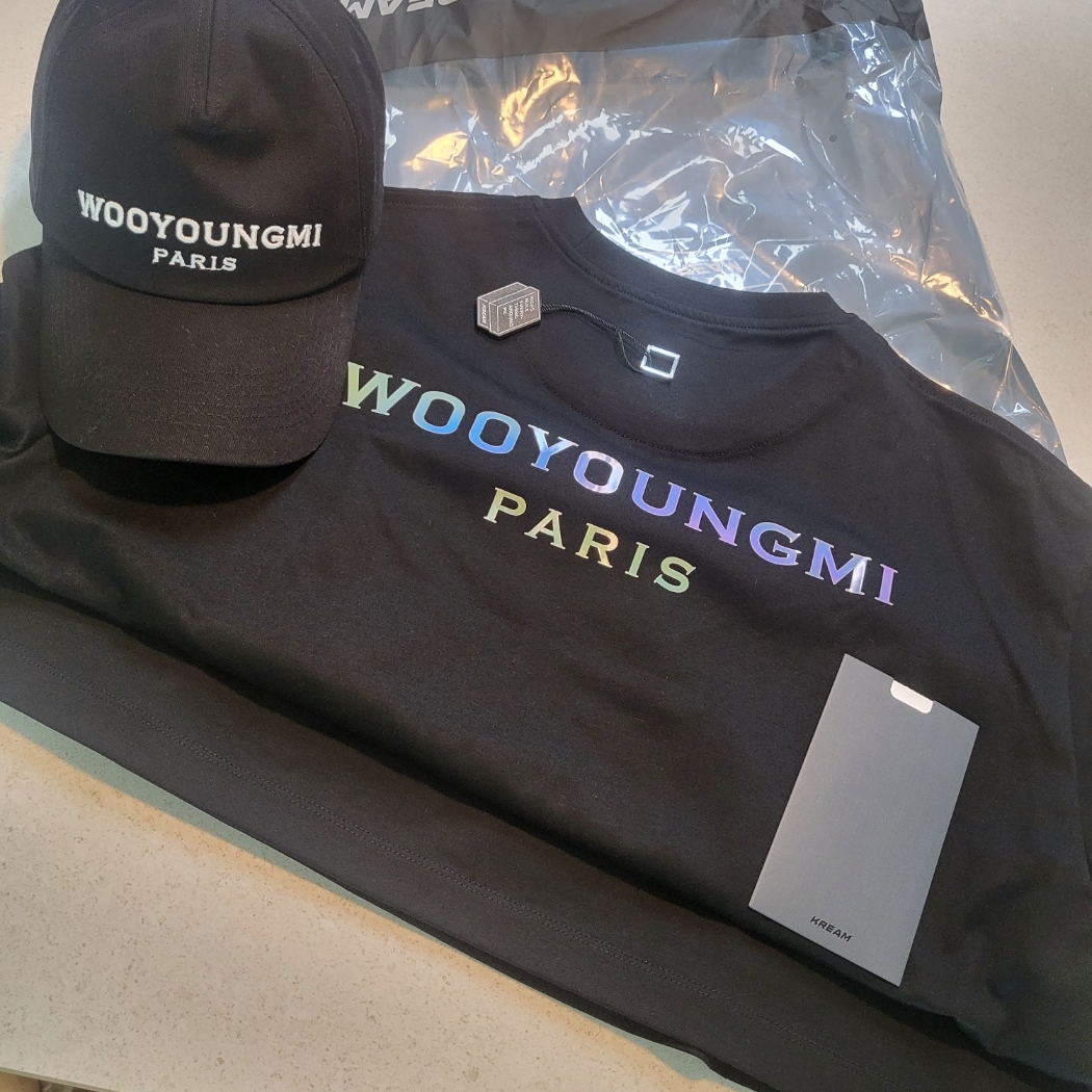 Wooyoungmi Cotton Lenticular Back Logo T-shirt Black - 23SS, Wooyoungmi Embroidered Ball Cap Black - 23SS 착용 스타일