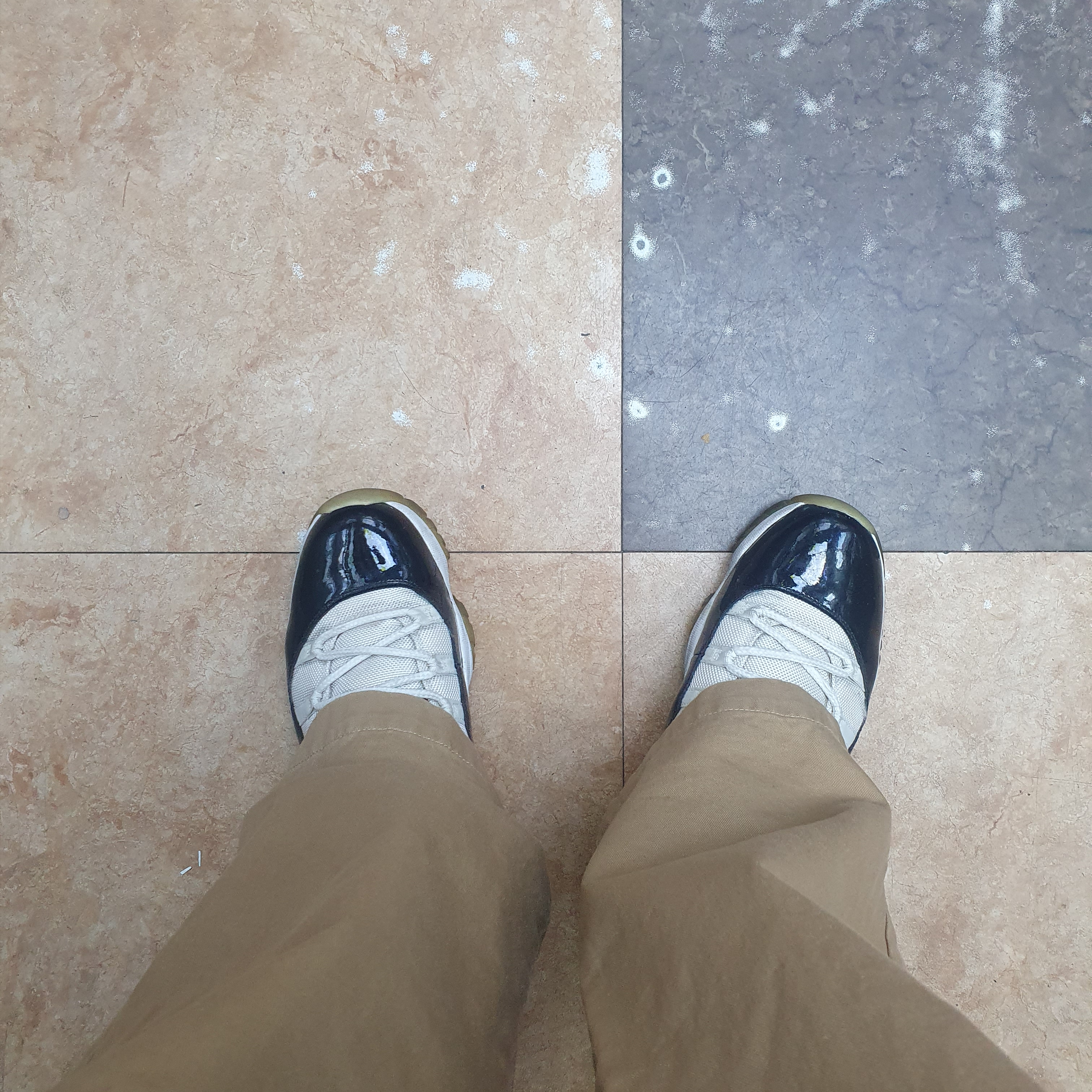 Jordan 11 Retro Low Concord 착용 스타일