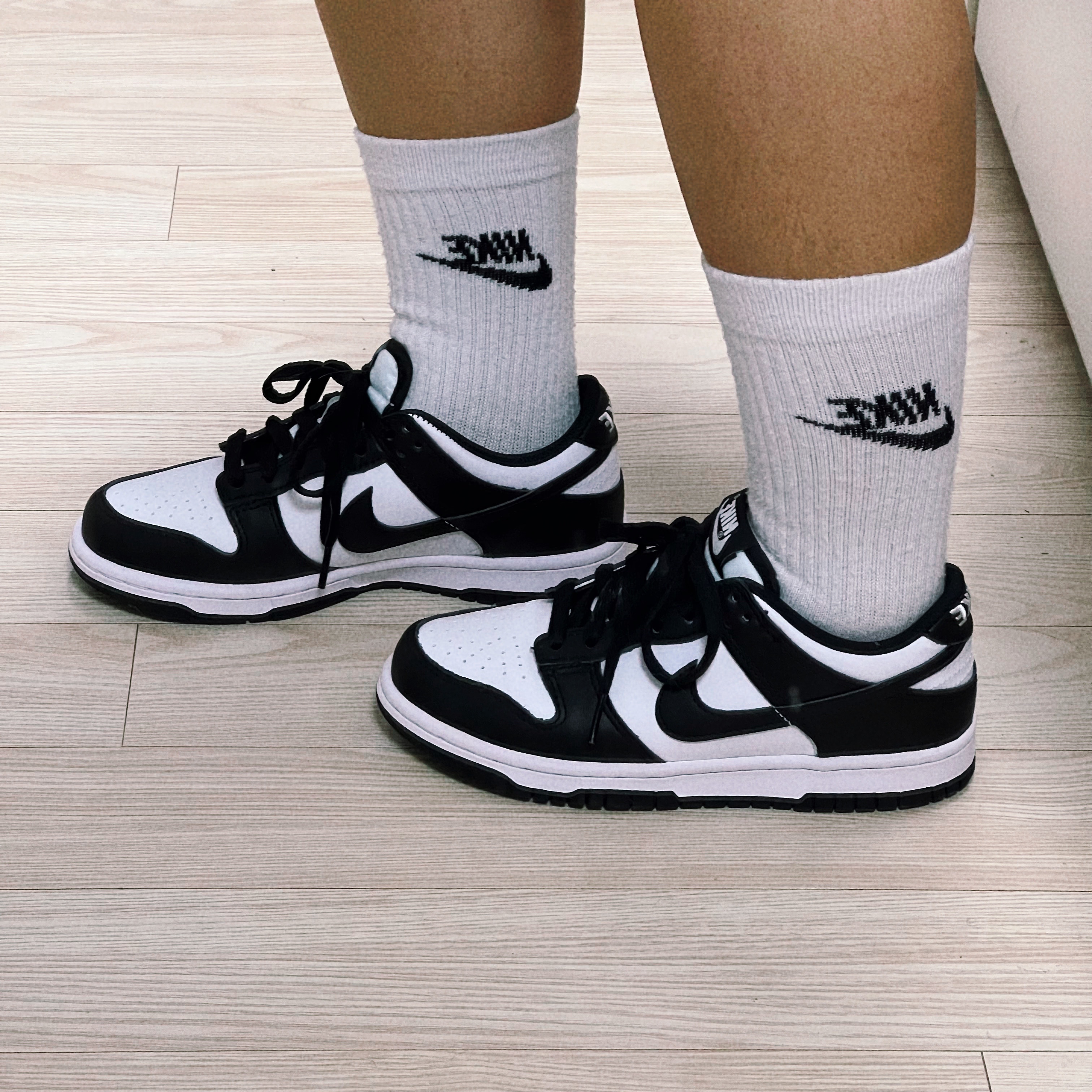 (GS) Nike Dunk Low Black 착용 스타일