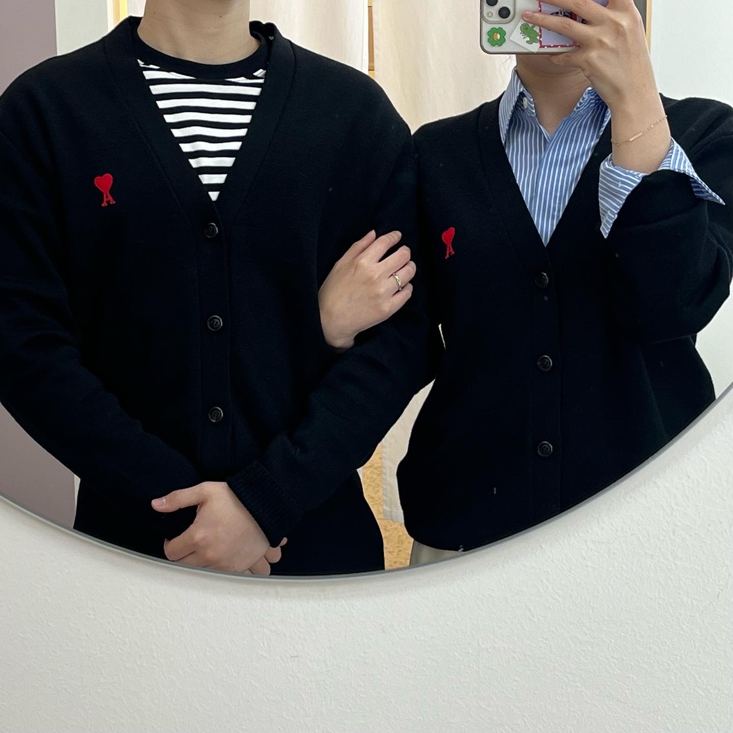 AMI de Coeur Wool Cardigan Black 착용 스타일