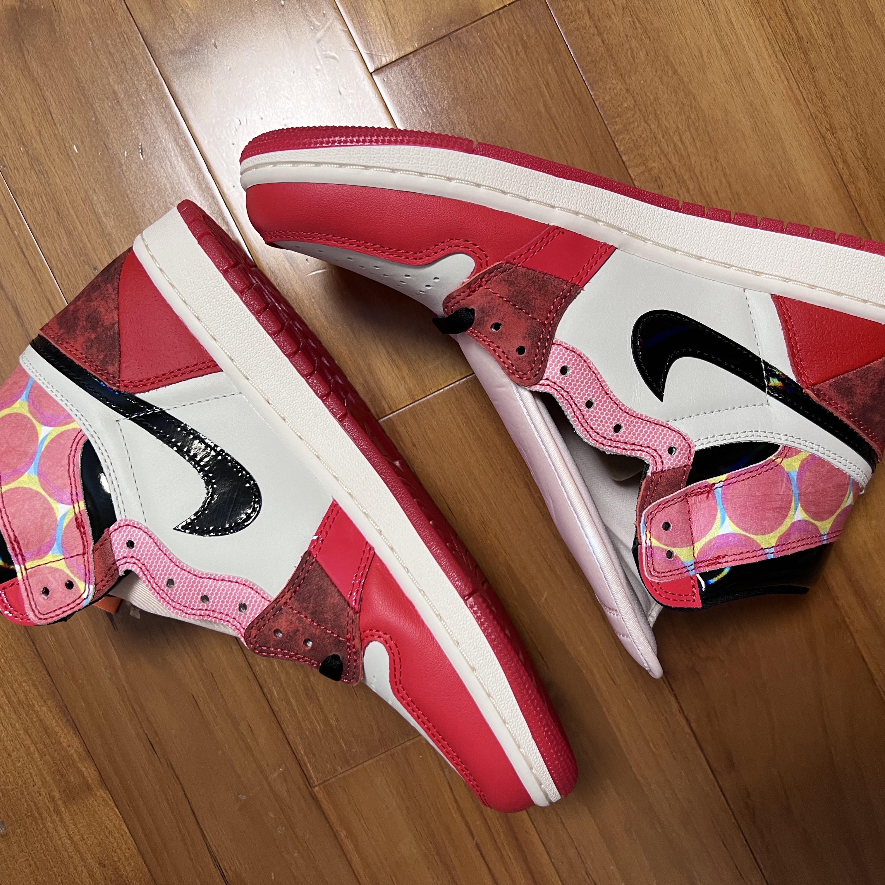 Jordan 1 Retro High Spider-Man Next Chapter 착용 스타일