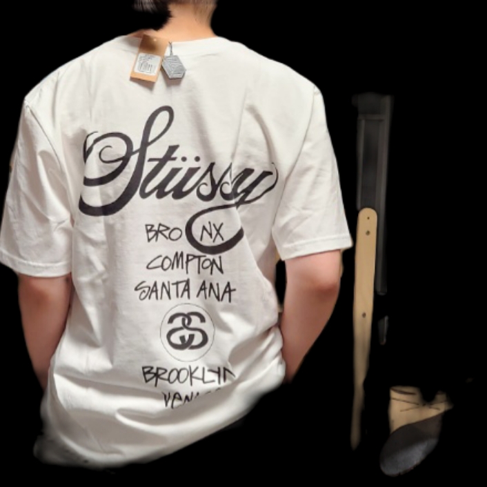 Stussy World Tour T-Shirt White 2023 착용 스타일 - 2