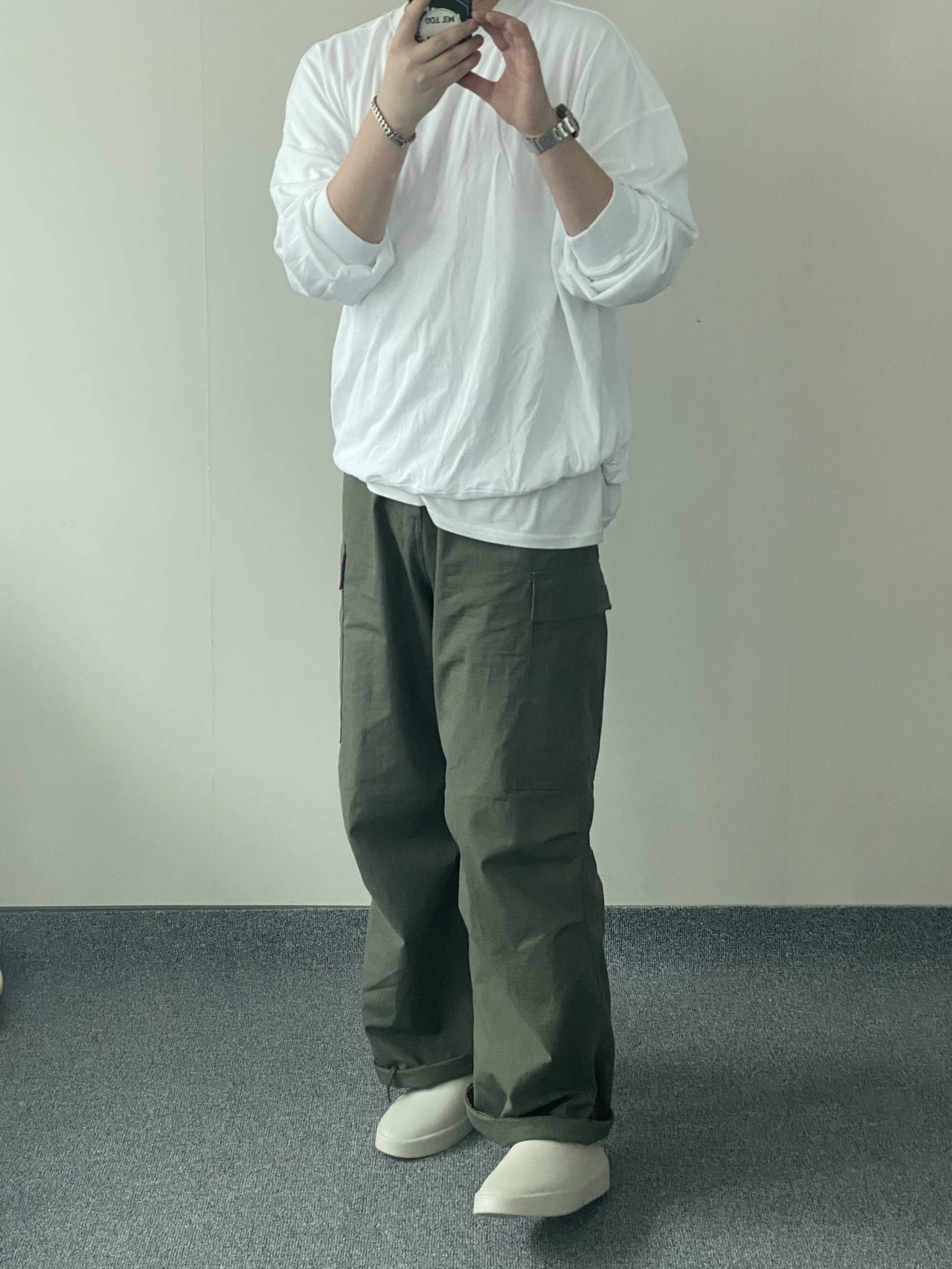 Fear of God The California Cement 착용 스타일