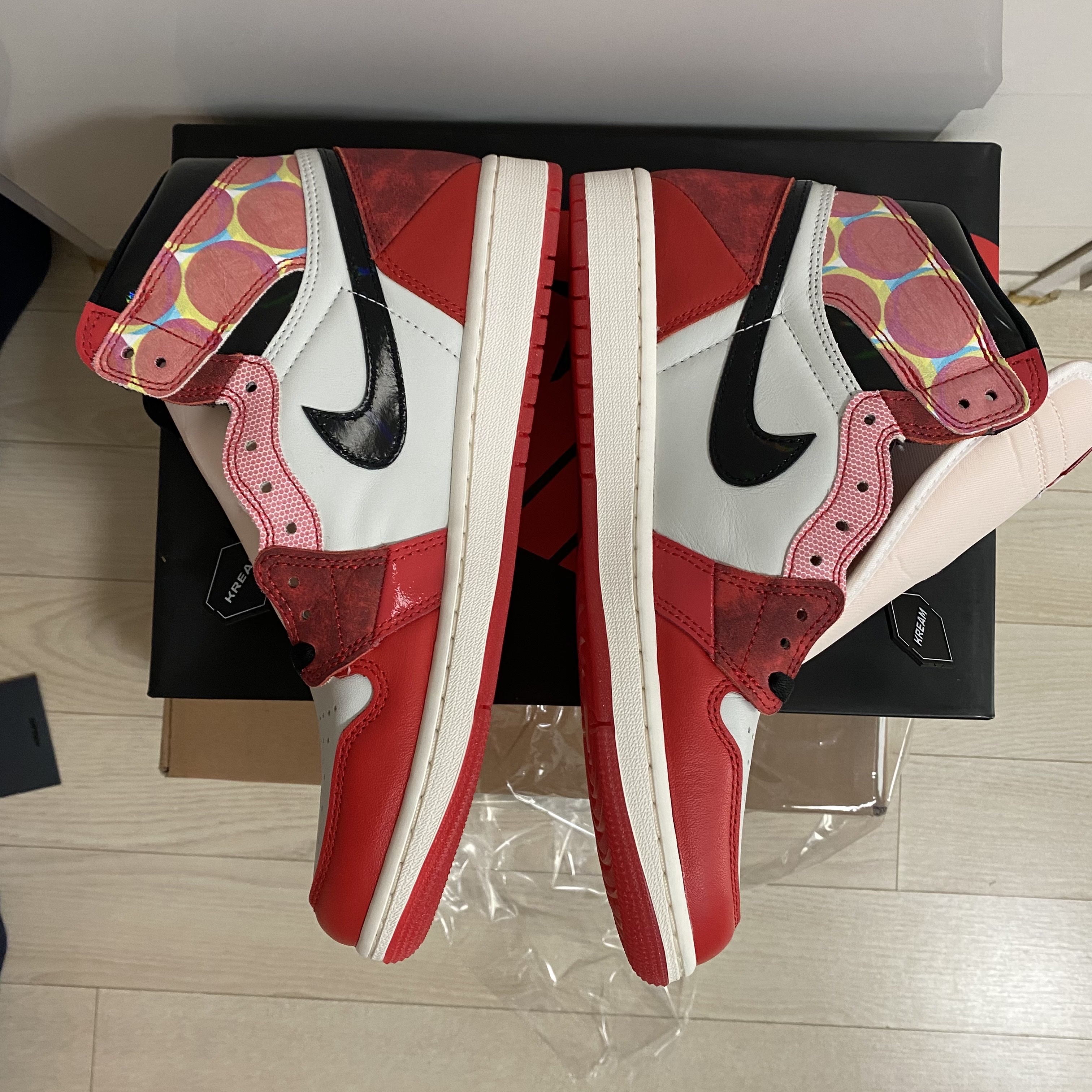 Jordan 1 Retro High Spider-Man Next Chapter 착용 스타일