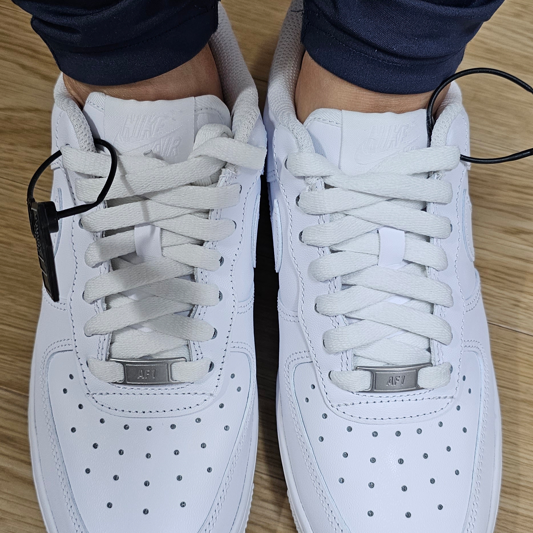 (W) Nike Air Force 1 '07 Low White 착용 스타일 - 3