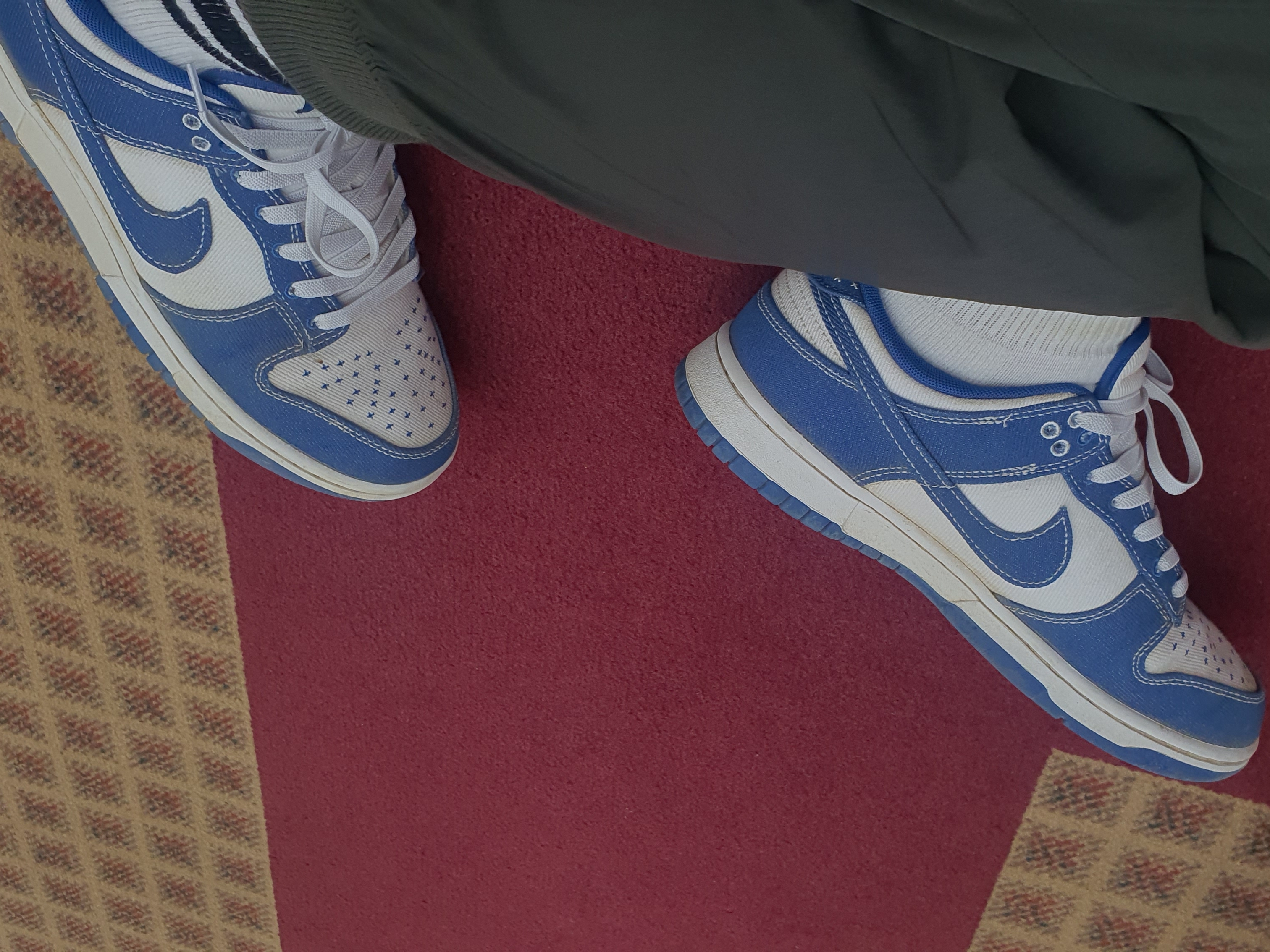 Nike Dunk Low Retro SE Industrial Blue 착용 스타일