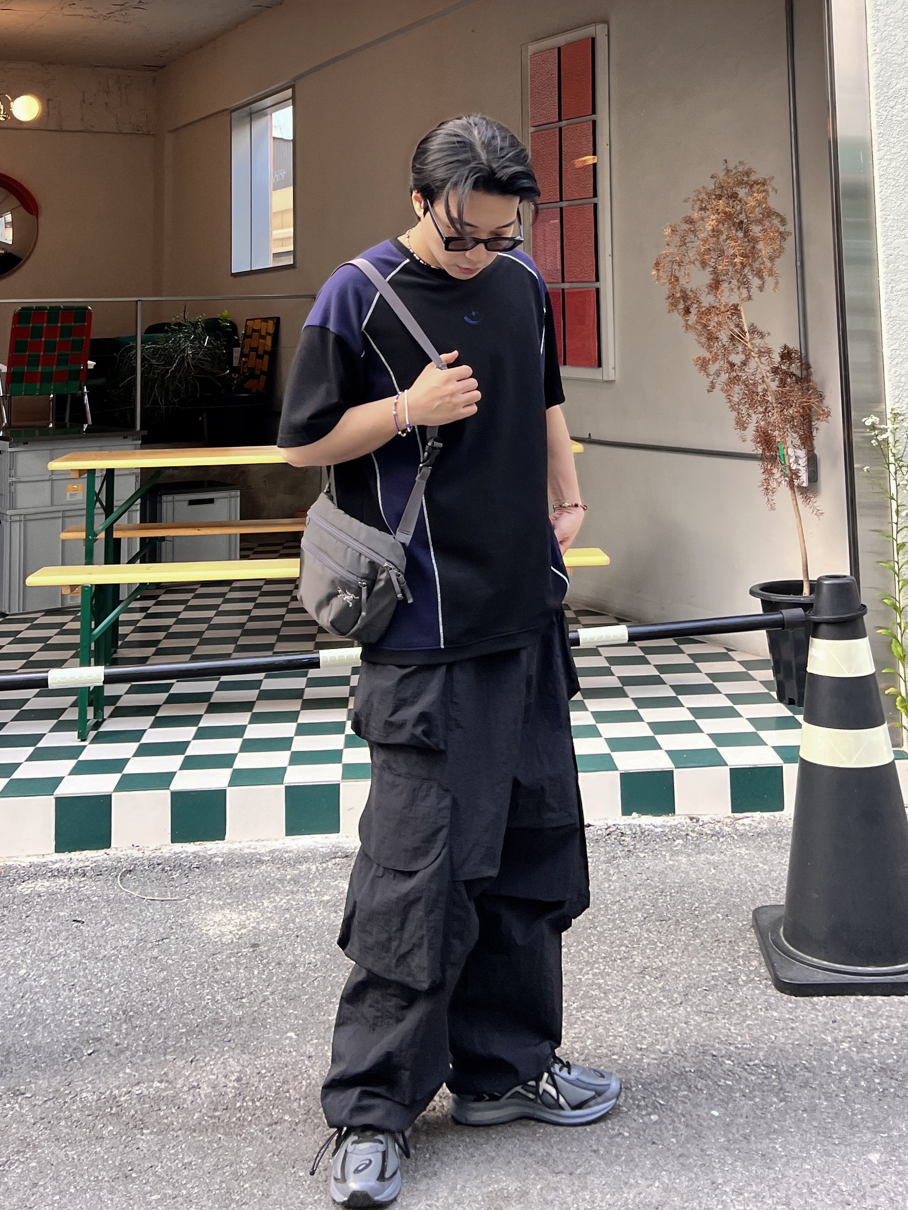 Asics Jog 100 S Steel Grey - 2E Wide, Arc'teryx Mantis 2 Waistpack Black 착용 스타일 - 1