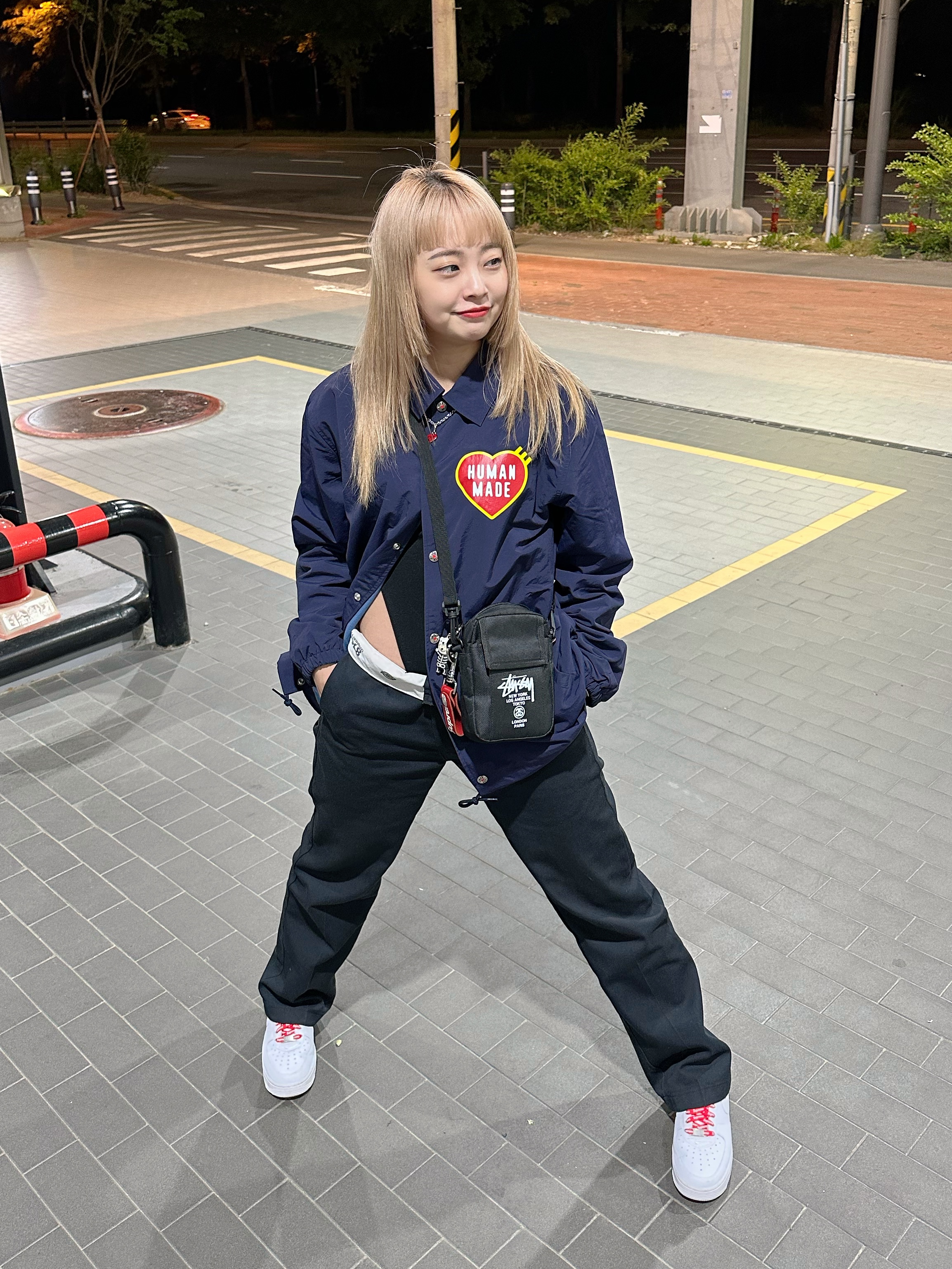 휴먼 메이드 코치 자켓 네이비, 슈프림 레더 키 루프 레드 - 21SS 착용 스타일 - 2
