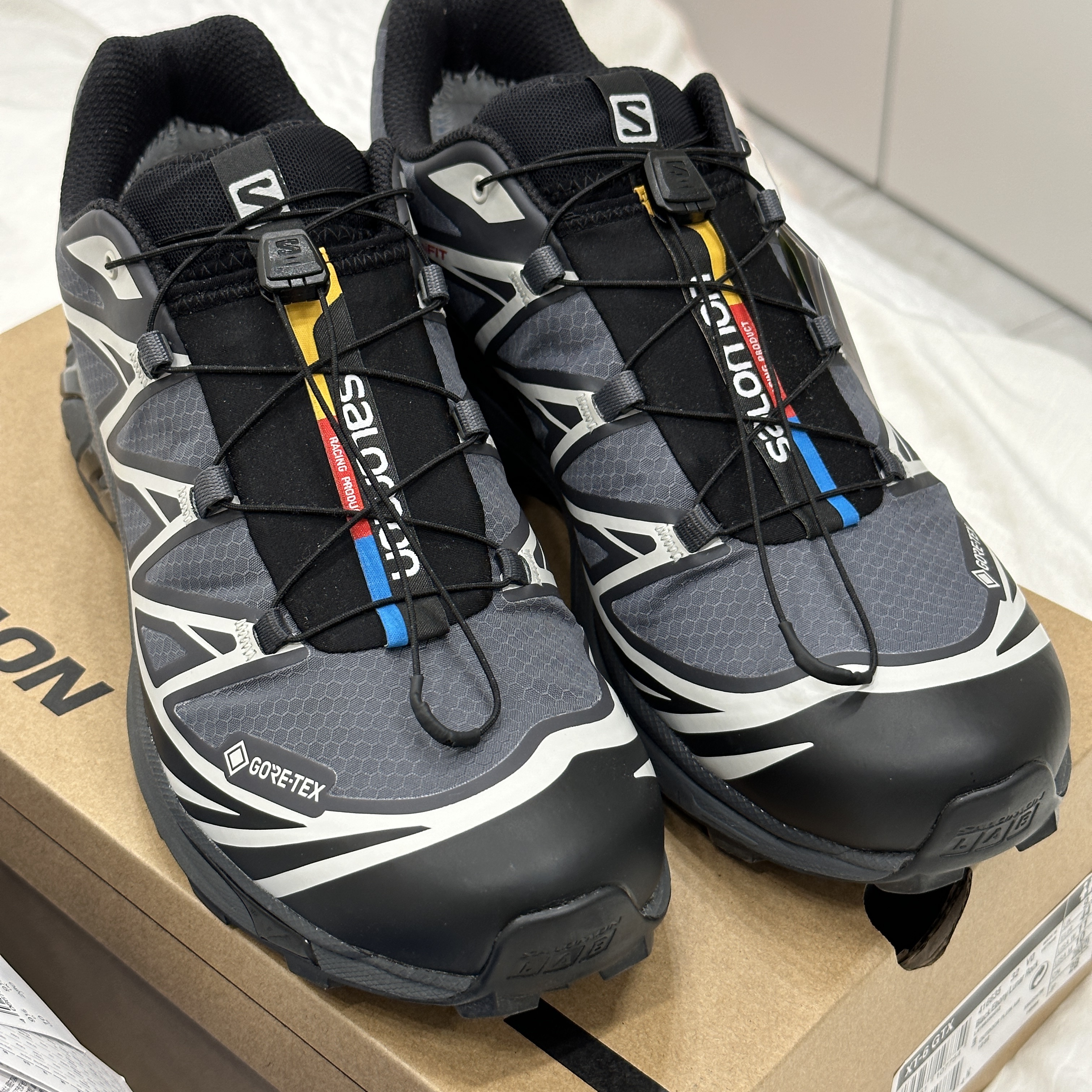 Salomon XT-6 Gore-Tex Black Ebony 착용 스타일 - 1