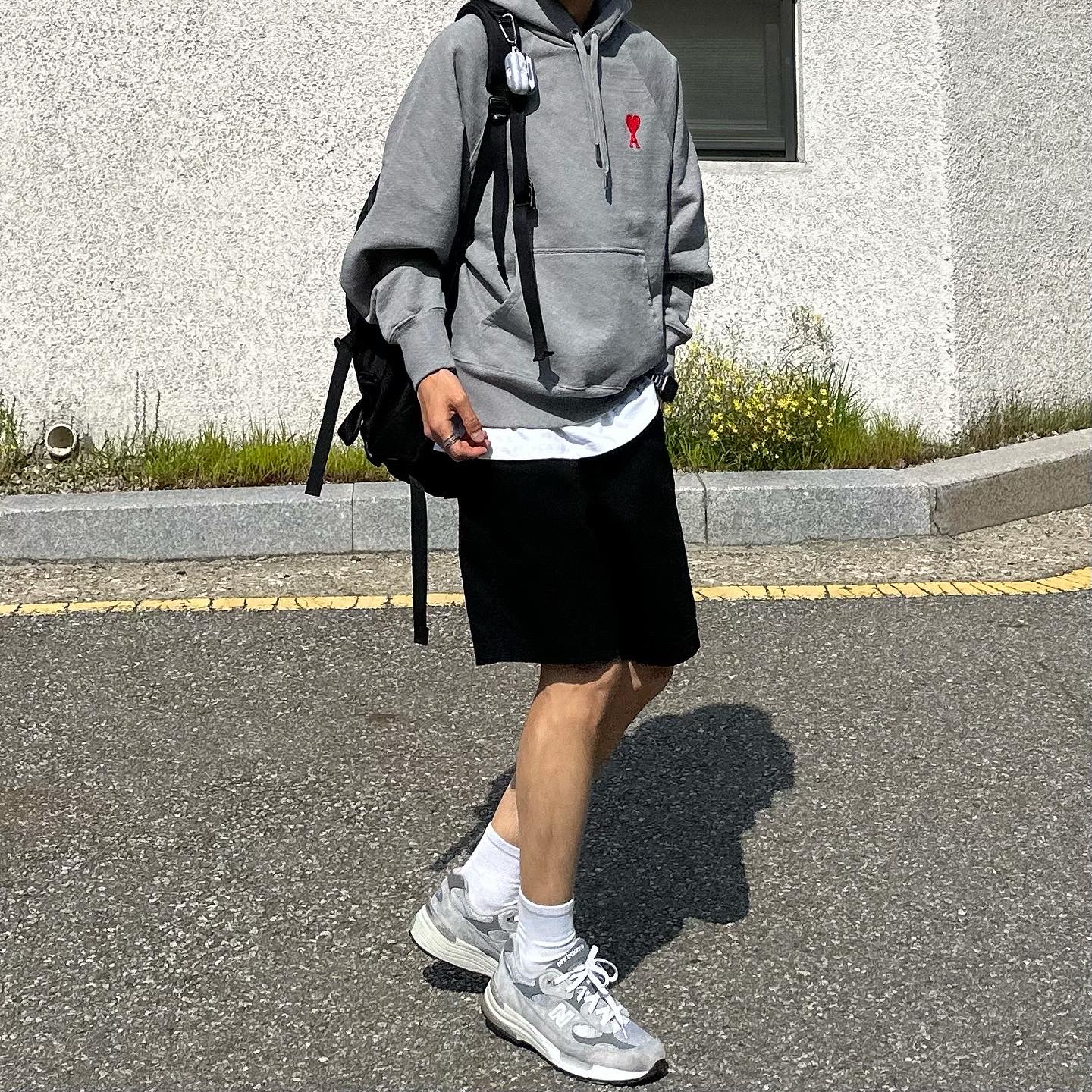 New Balance 992 Made in USA Grey - D Standard, AMI de Coeur Hood Sweatshirt Heather Grey 착용 스타일 - 5