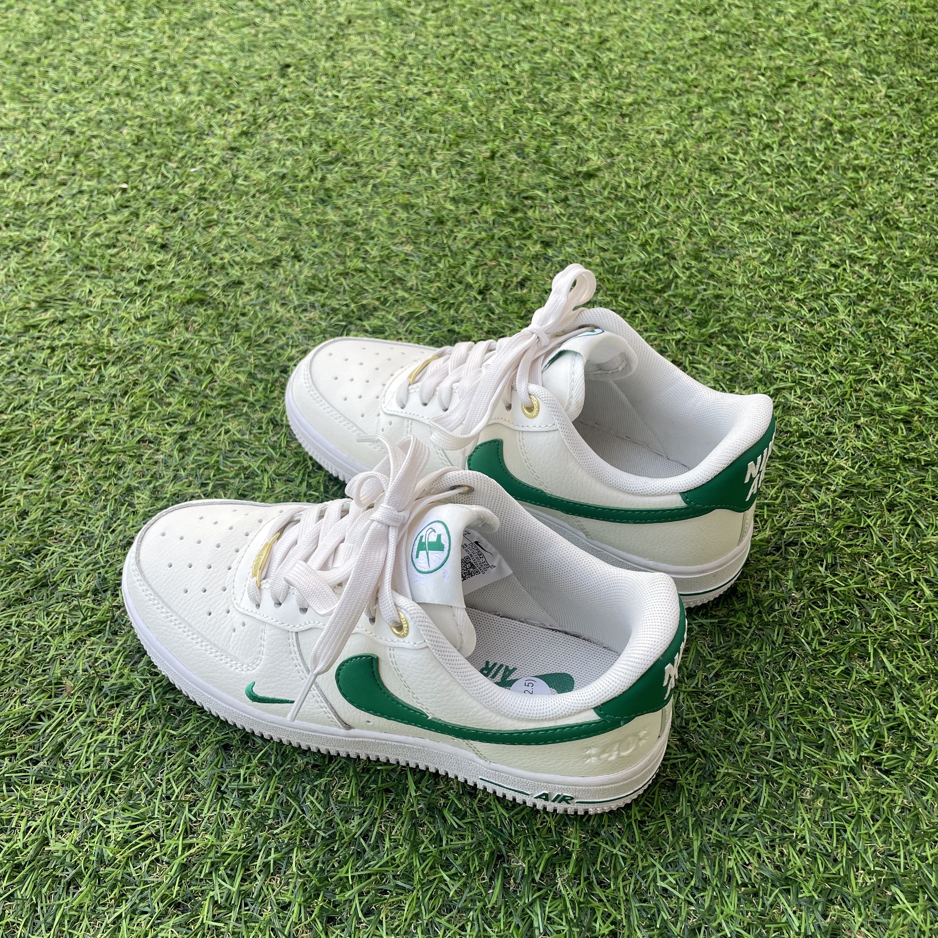 (W) Nike Air Force 1 '07 SE 40th Anniversary Join Forces Sail Malachite 착용 스타일