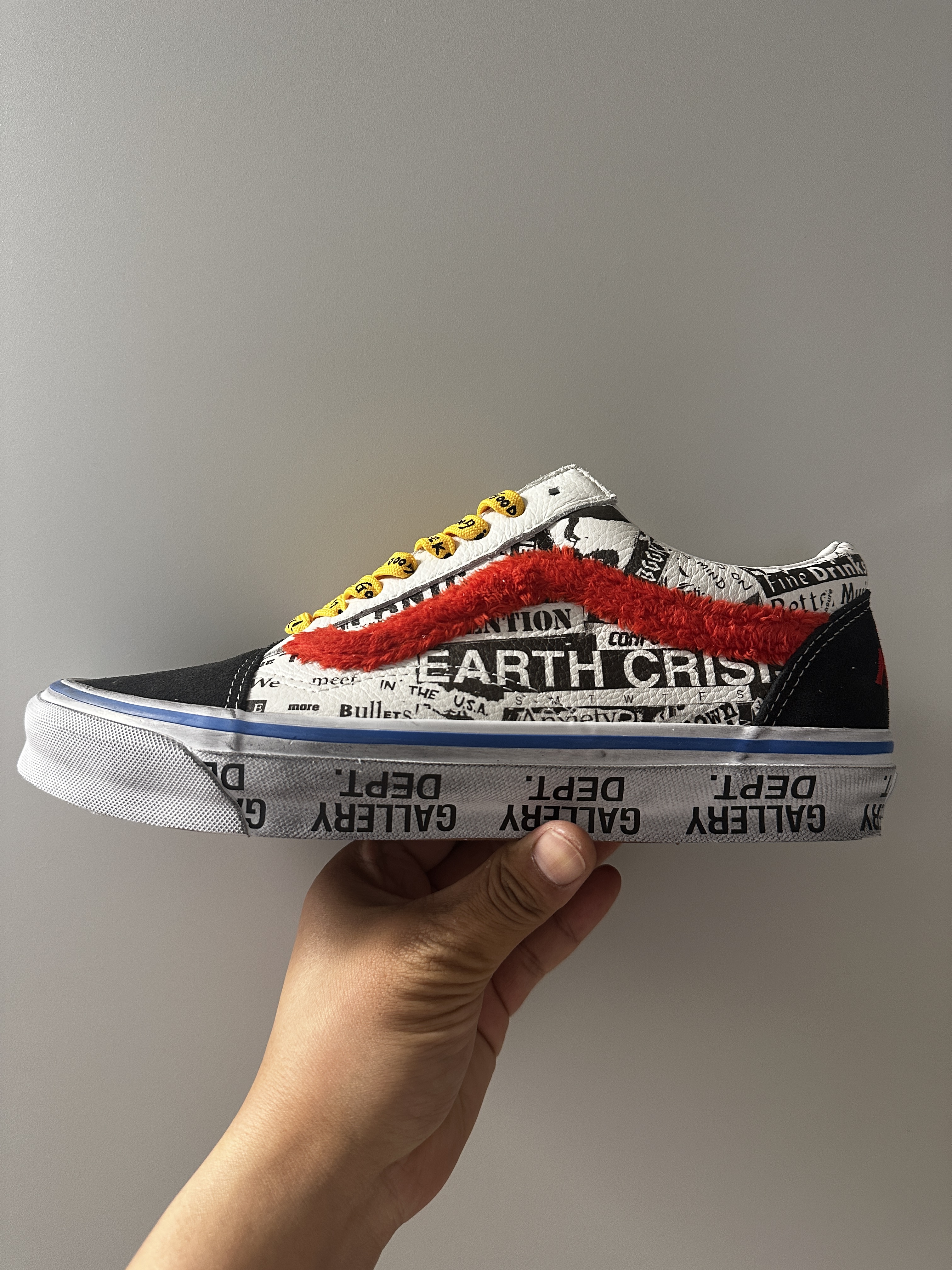 Vans Vault x Gallery Dept. OG Old Skool LX 착용 스타일 - 2