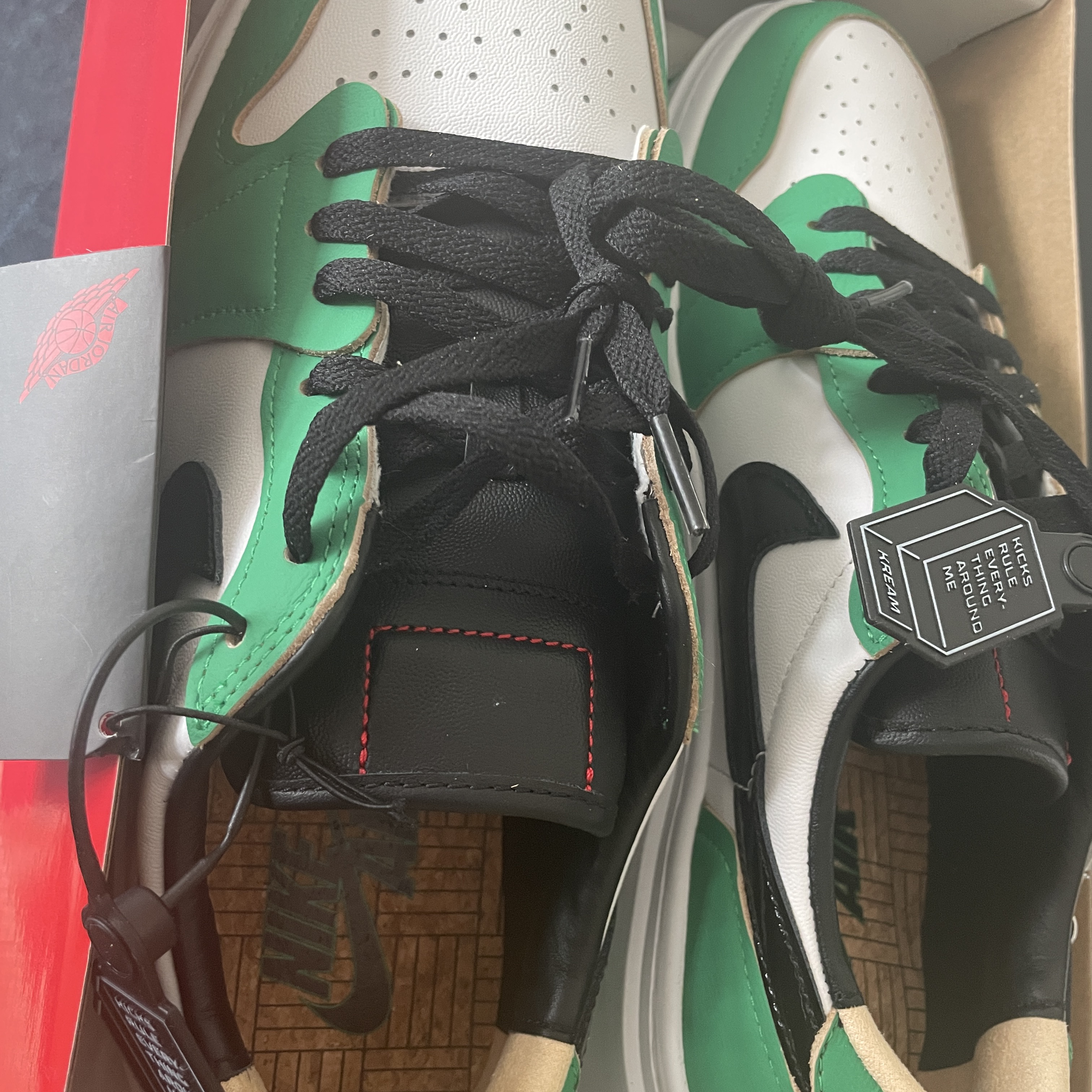 (W) Jordan 1 Elevate Low SE Lucky Green 착용 스타일
