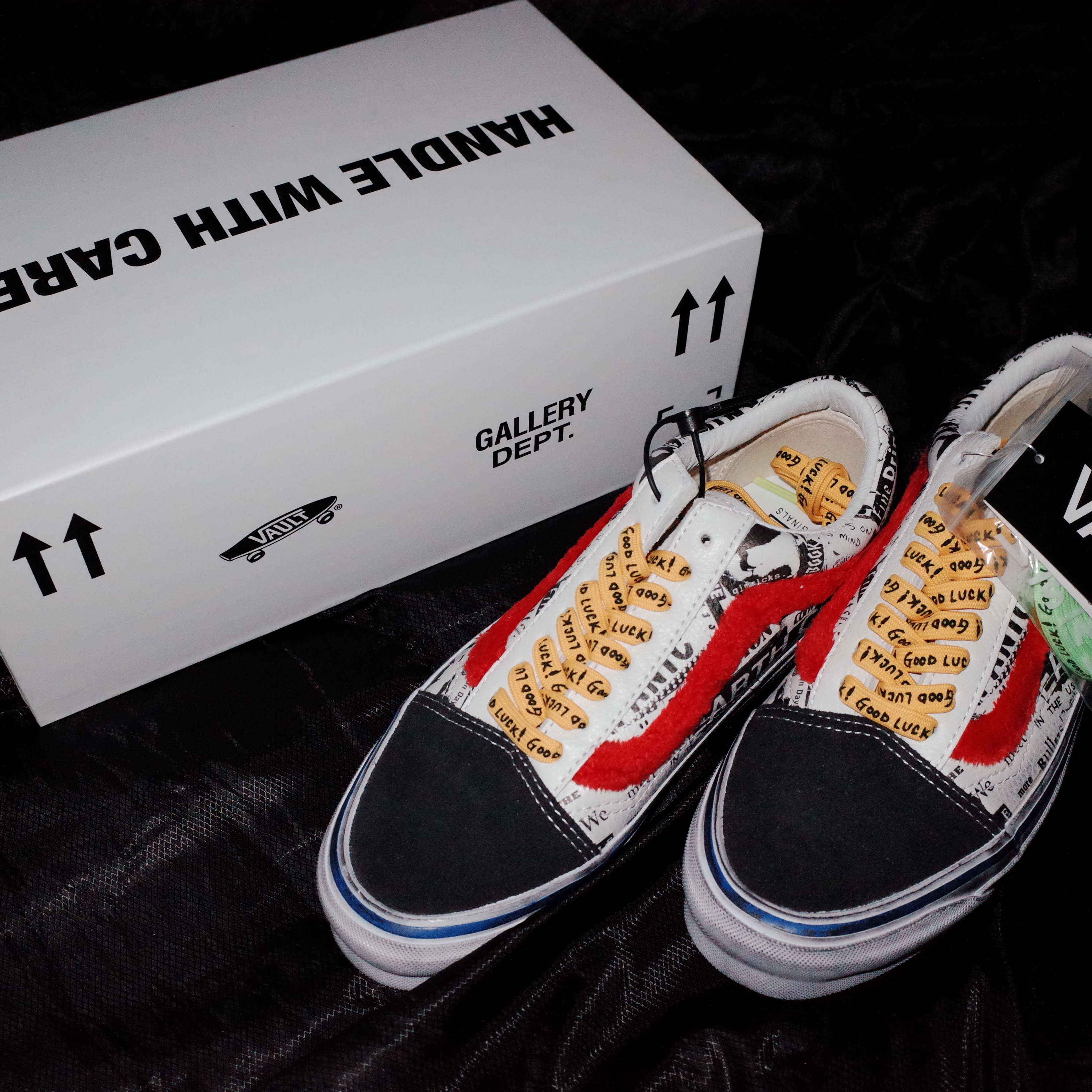 Vans Vault x Gallery Dept. OG Old Skool LX 착용 스타일