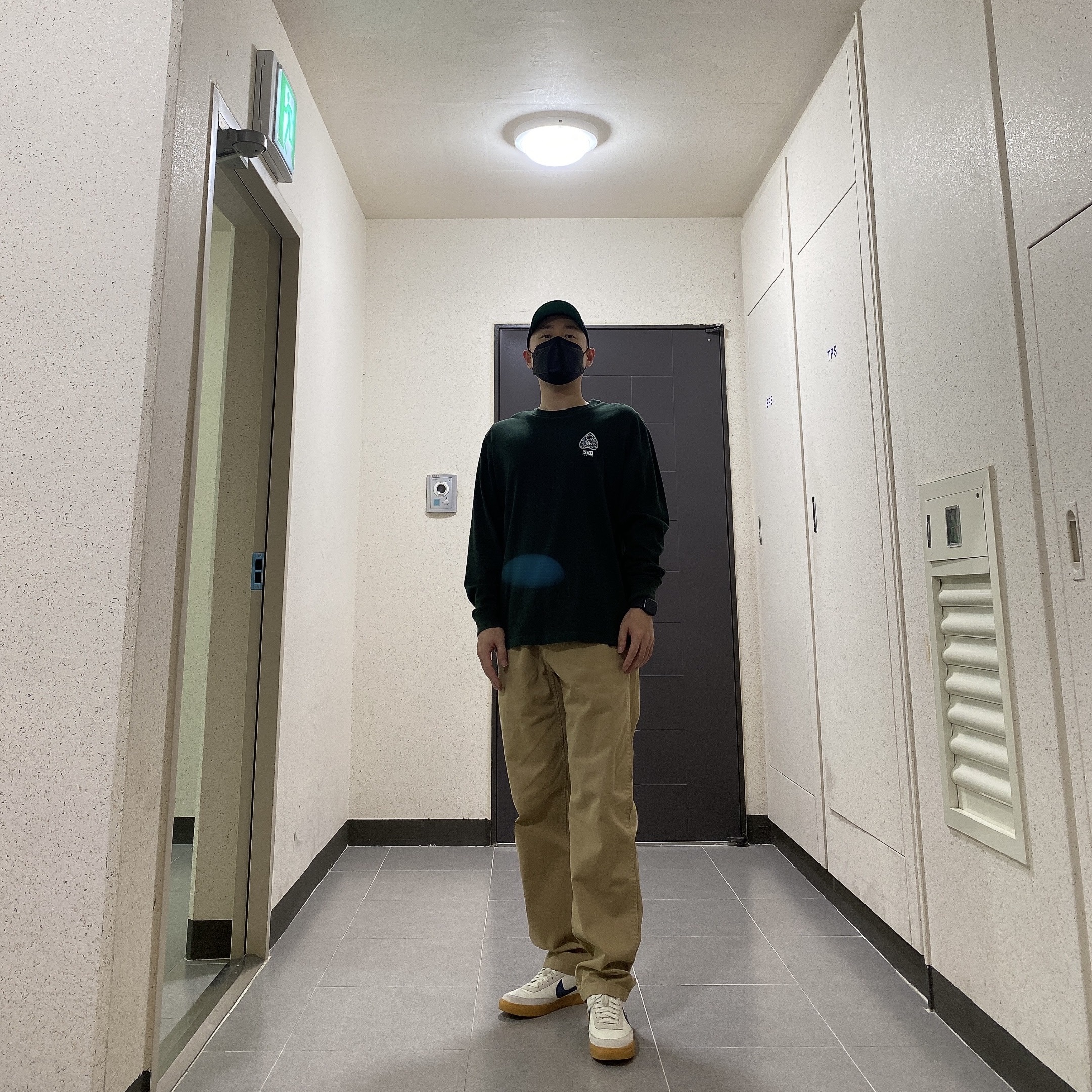 Nike x J.Crew Killshot 2 Sail Midnight Navy 착용 스타일