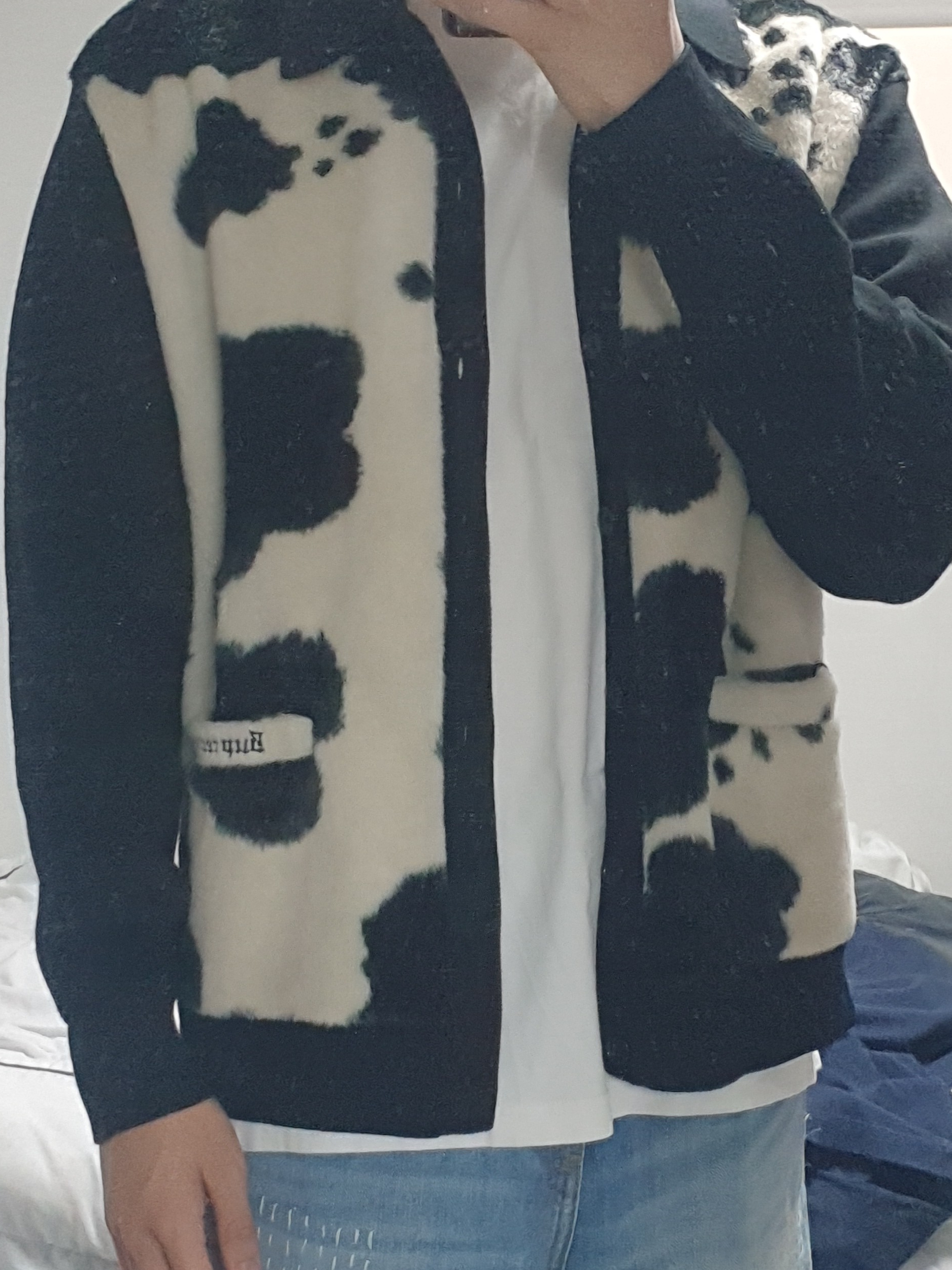 Supreme Cow Print Cardigan Black - 21FW 착용 스타일