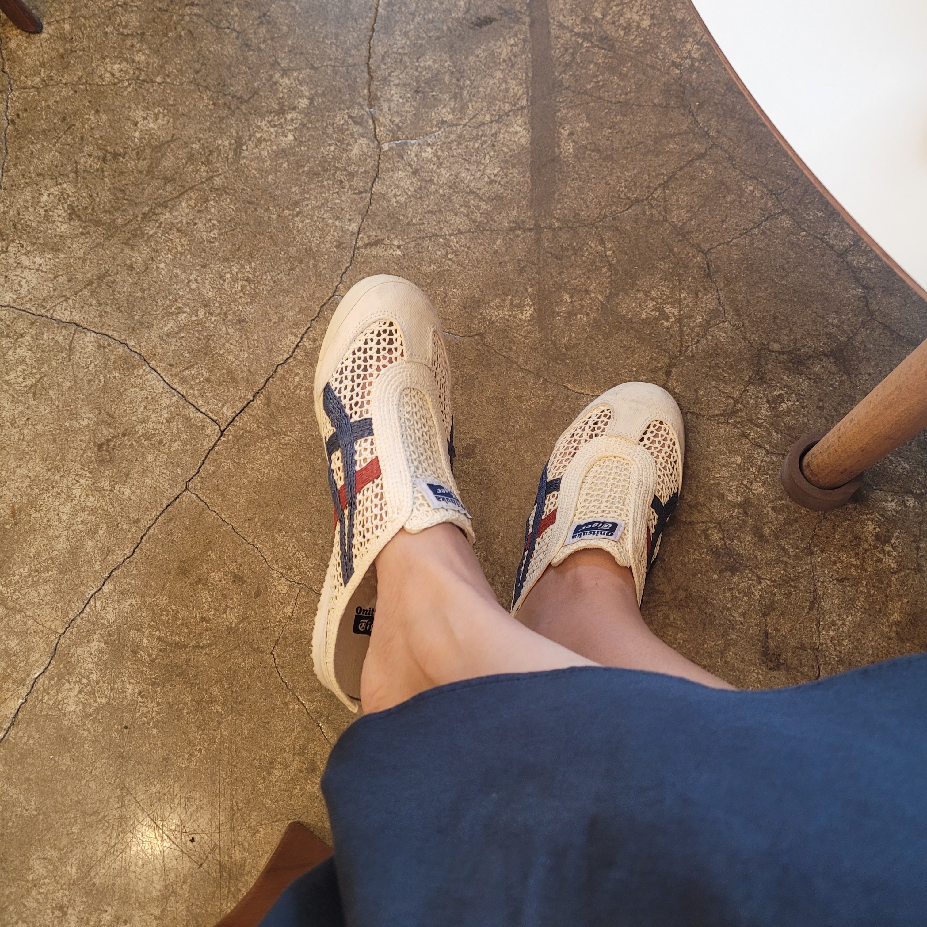 Onitsuka Tiger Mexico 66 Sabot Cream Mako Blue 착용 스타일