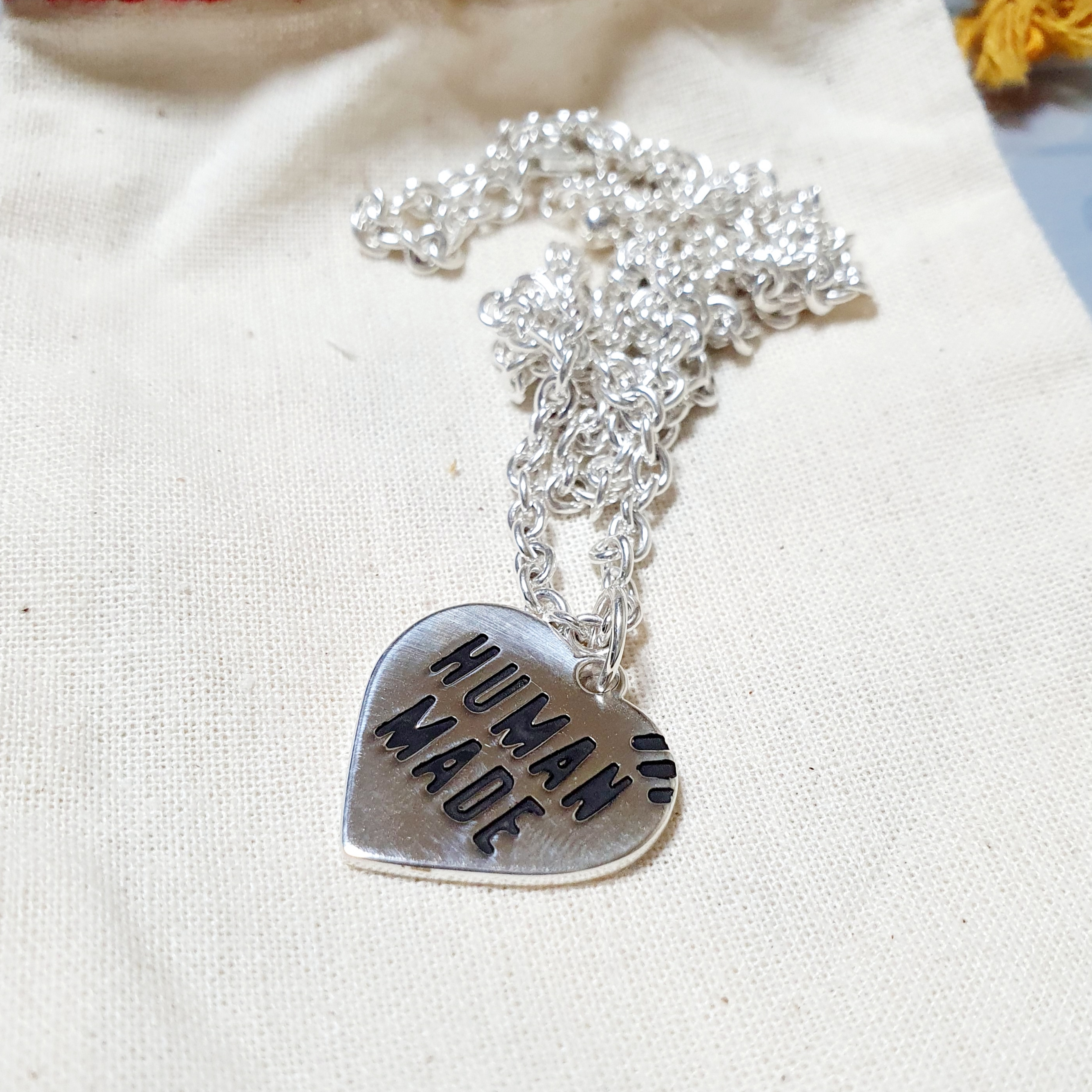 Human Made Heart Silver Necklace Silver 착용 스타일